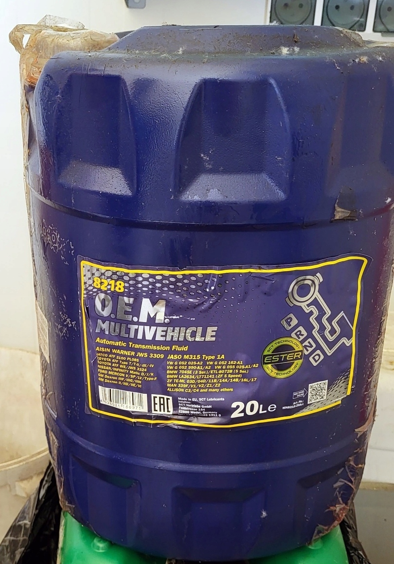 Mannol ATF Multivehicle JWS3309 20L uszkodzony