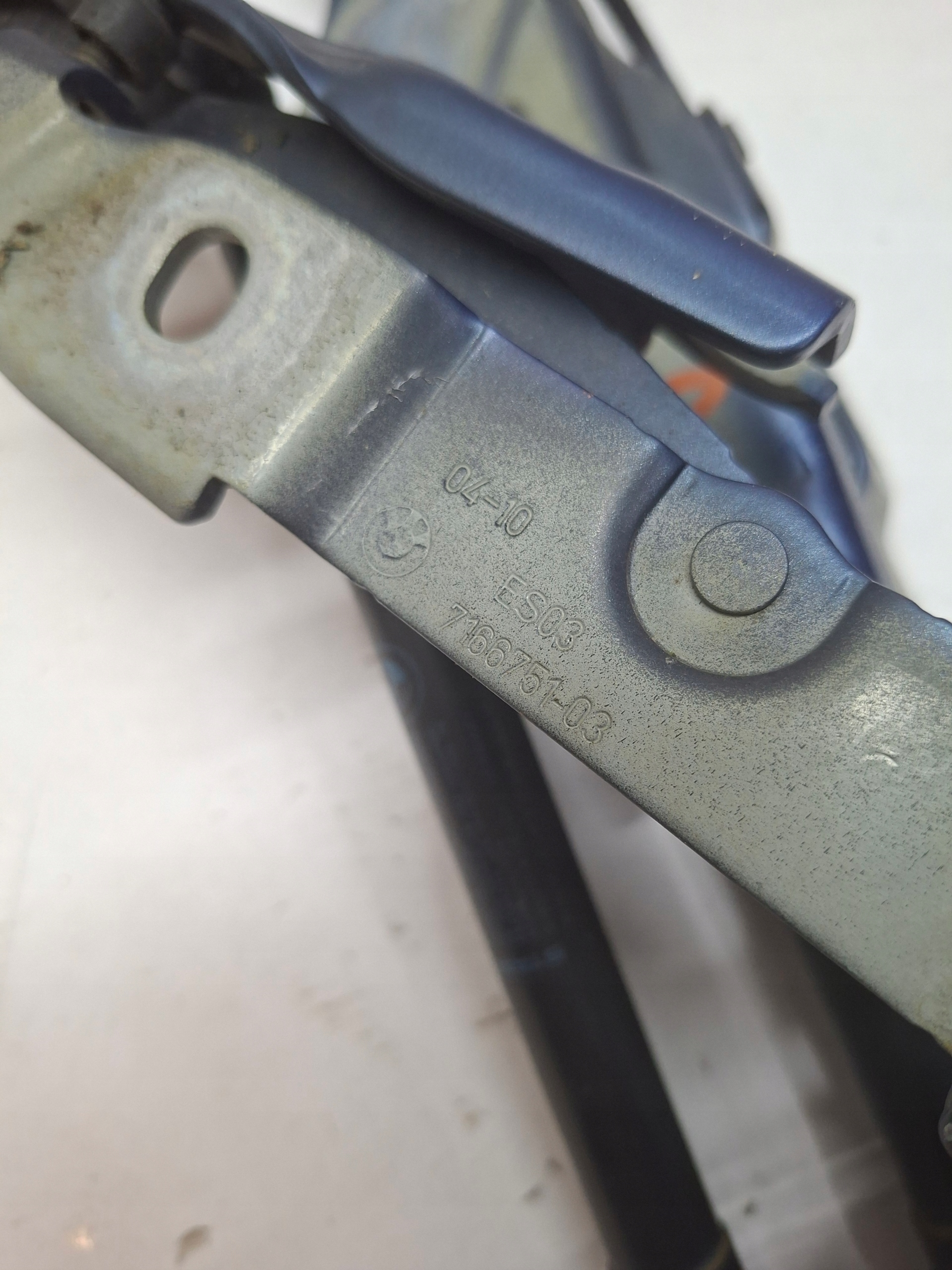 scharniere heckklappe BMW E83 KOMPLET
