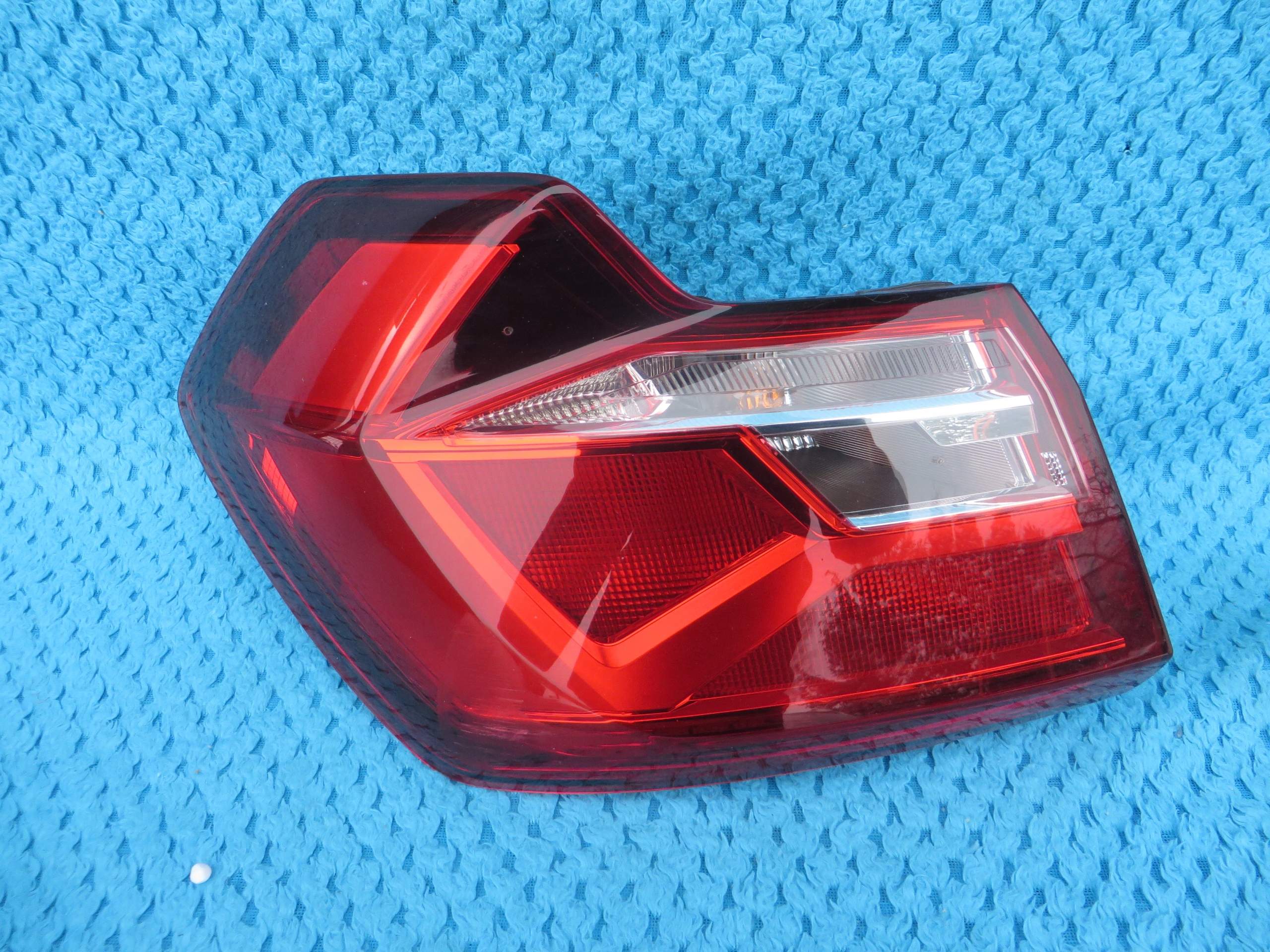 AUDI A1 82A 2019- LAMPA TYLNA LEWA ORYGINAŁ 82A945069