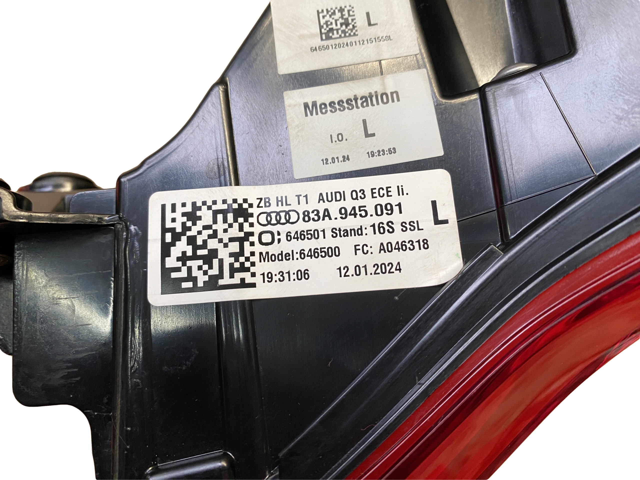 AUDI Q3 83A light left rear part LED DYNAMICZNA 83A945091