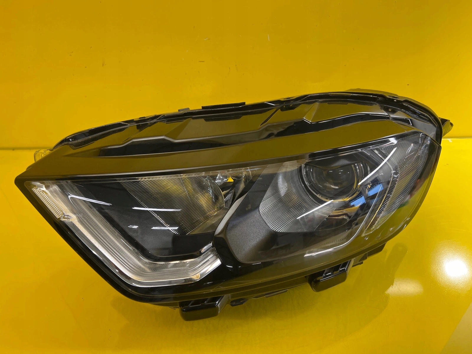 light left Ford Ecosport ST MK2 Lift GN15-13W030-YA