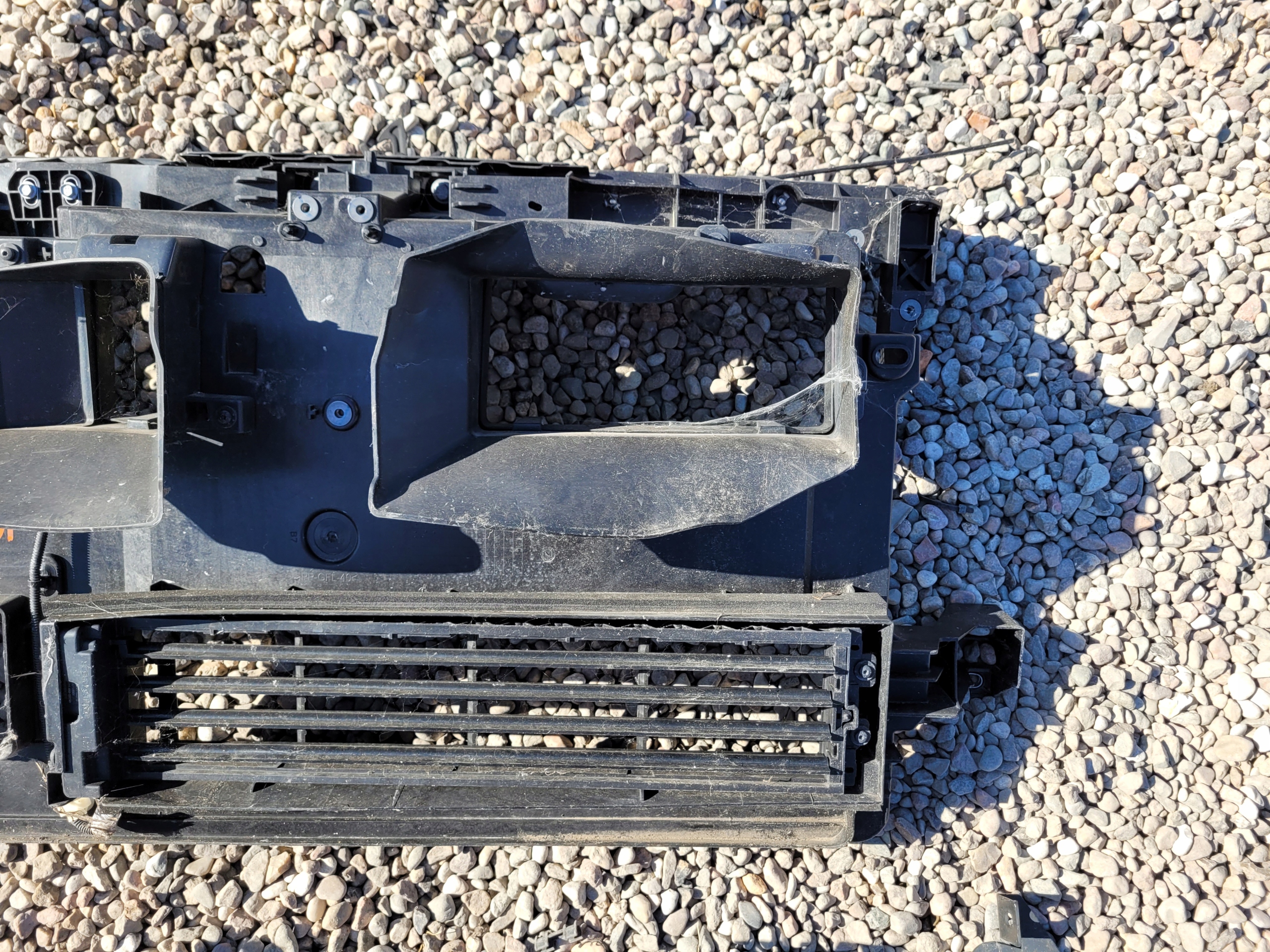 support panel for radiators sider pillar front RENAULT MEGANE IV LIFT