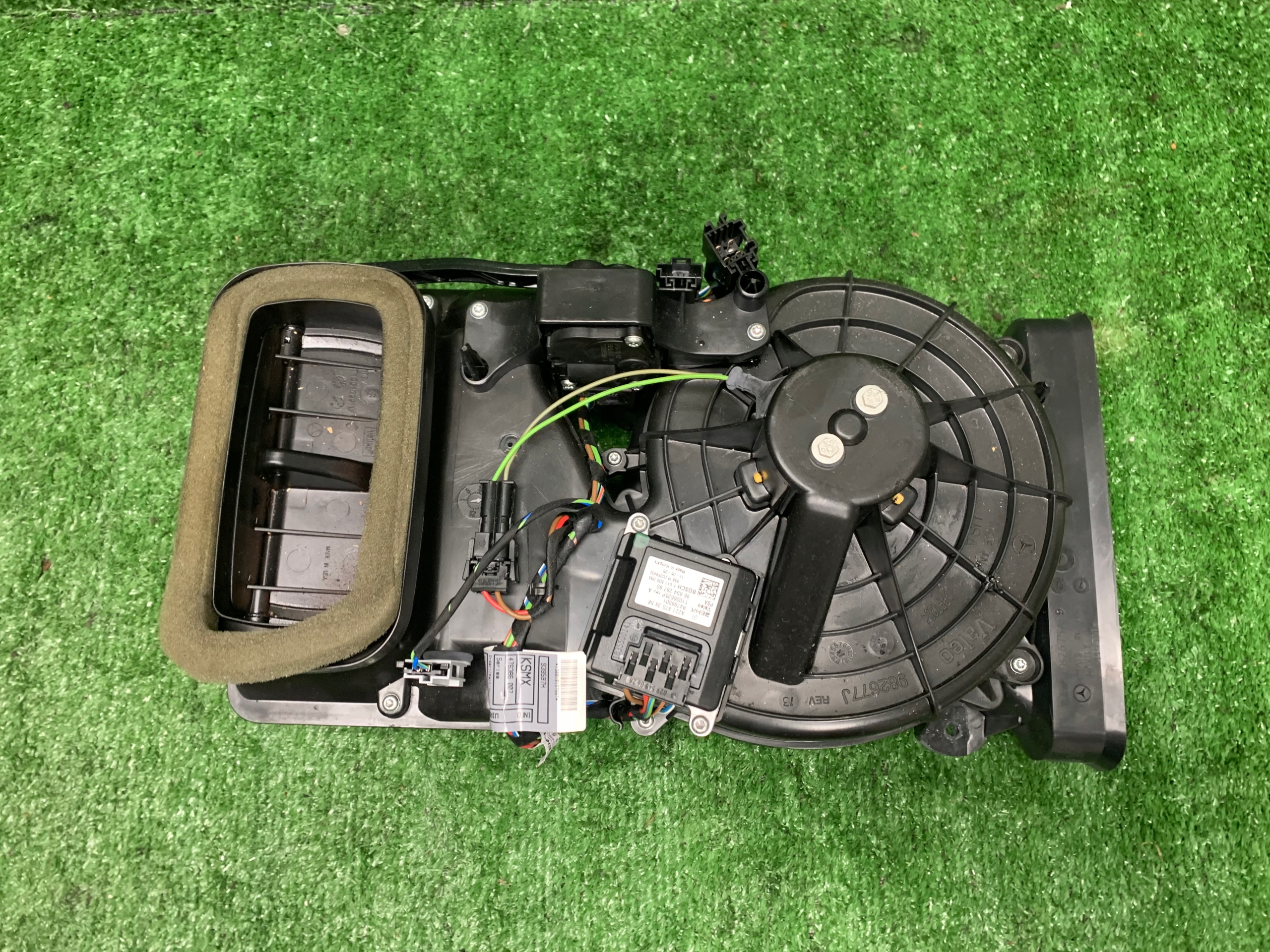 heating air conditioning devices Mercedes-Benz R W251 A251830000