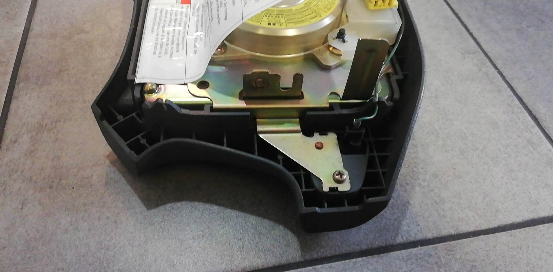 WAGON R+ 93r.-> подушка безопасности водители