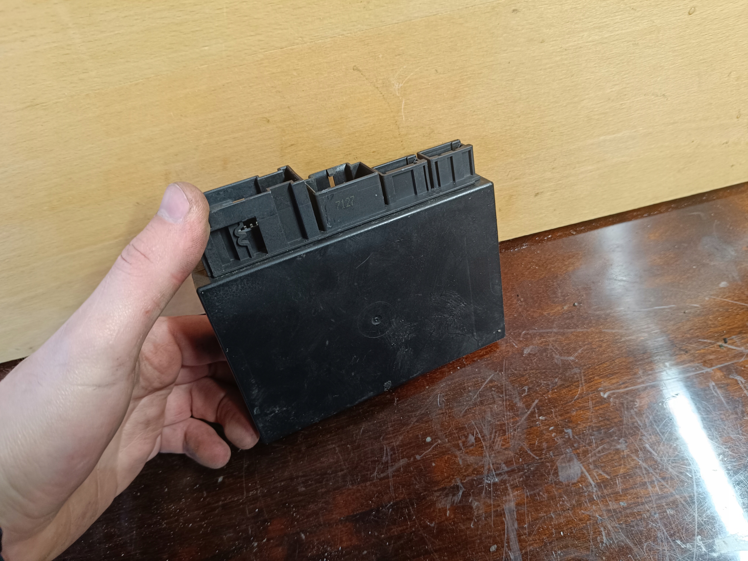 module control unit HAKA BMW F30 F15 F85 6884357