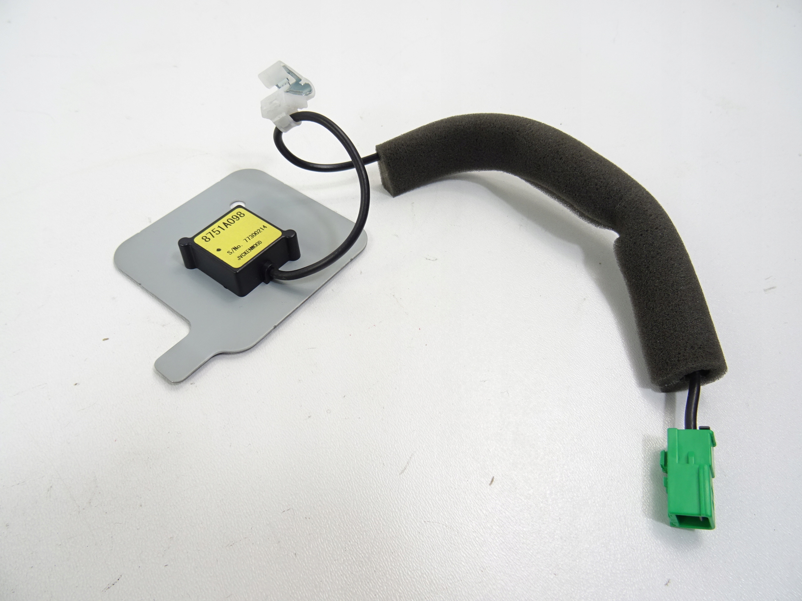 MITSHUBISHI OUTLANDER III GPS АНТЕННА 2015-2021