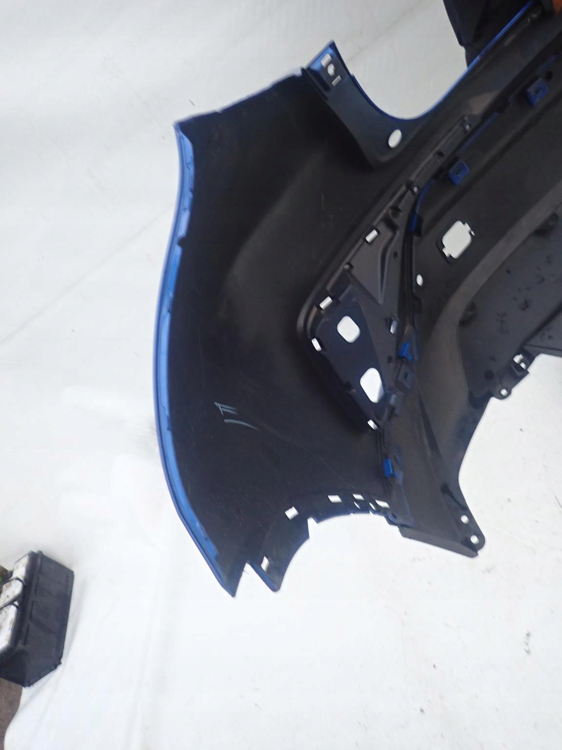 TOYOTA C-HR 16-> Stoßstange heck hinten PDC
