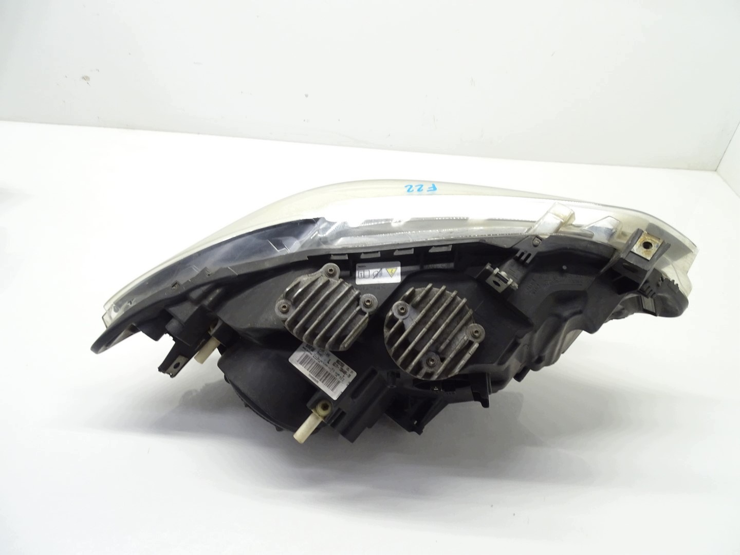 light front front left side BMW F22 7304469 UK