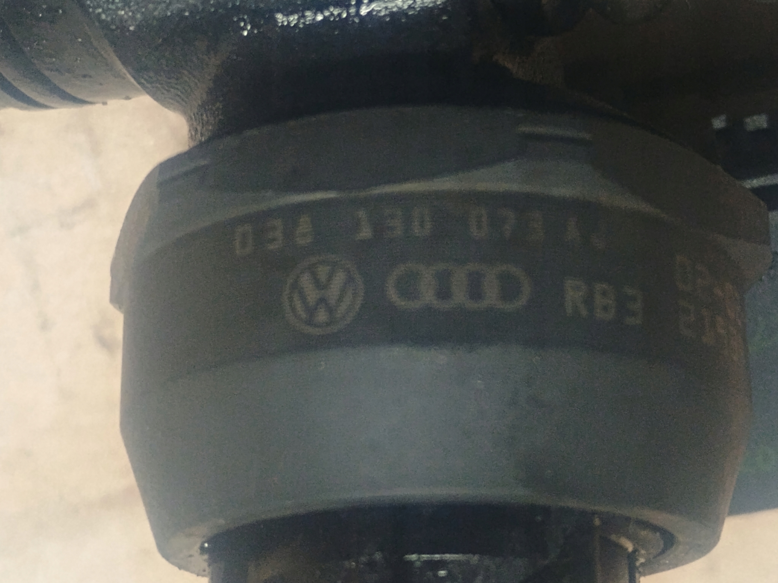 Pumpedüse 038130073AJ VW AUDI 1,9 TDI