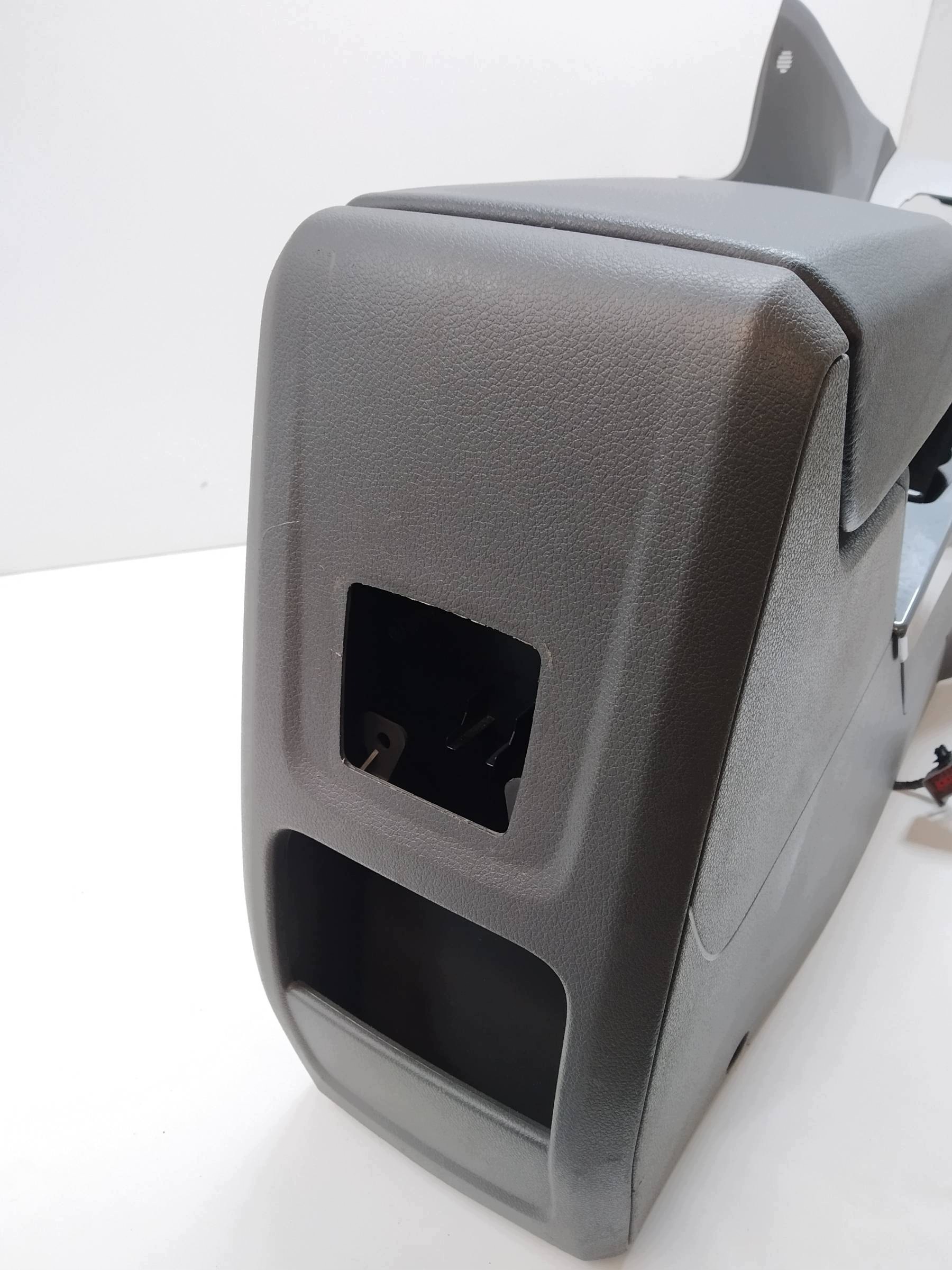 TUNEL media bracciolo MK1 Ford Kuga e (2008-2012)