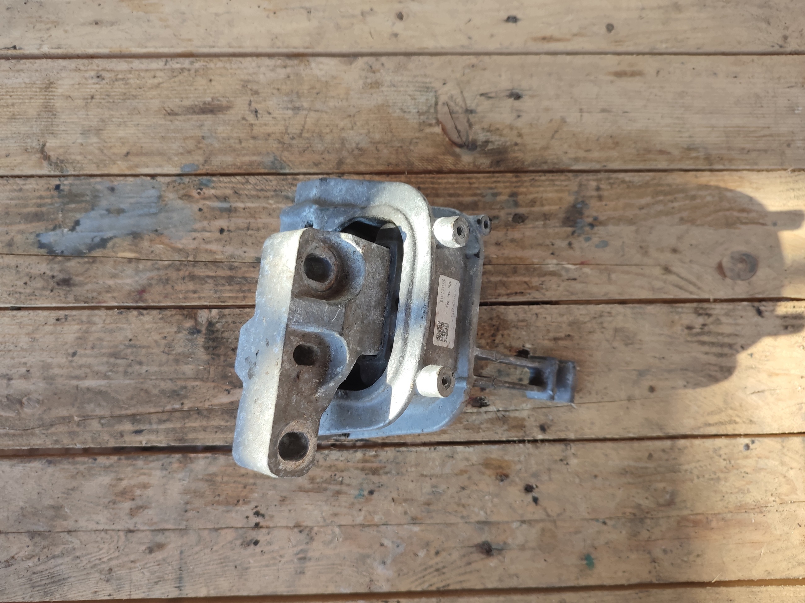 holder engine mount VW PASSAT B8 2.0 TDI CRL CRLB 2014-2023 3Q0199262J