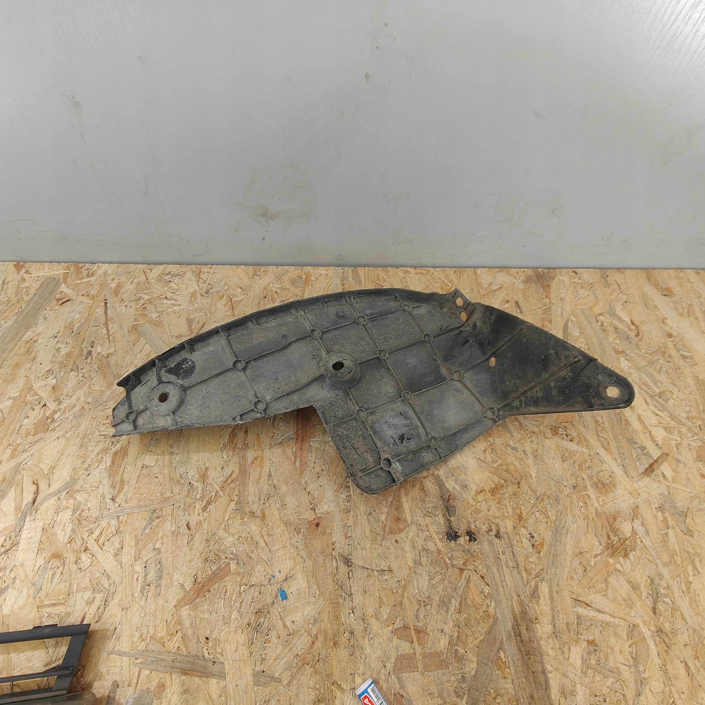 mudguard right rear part mudguard flap TOYOTA YARIS III