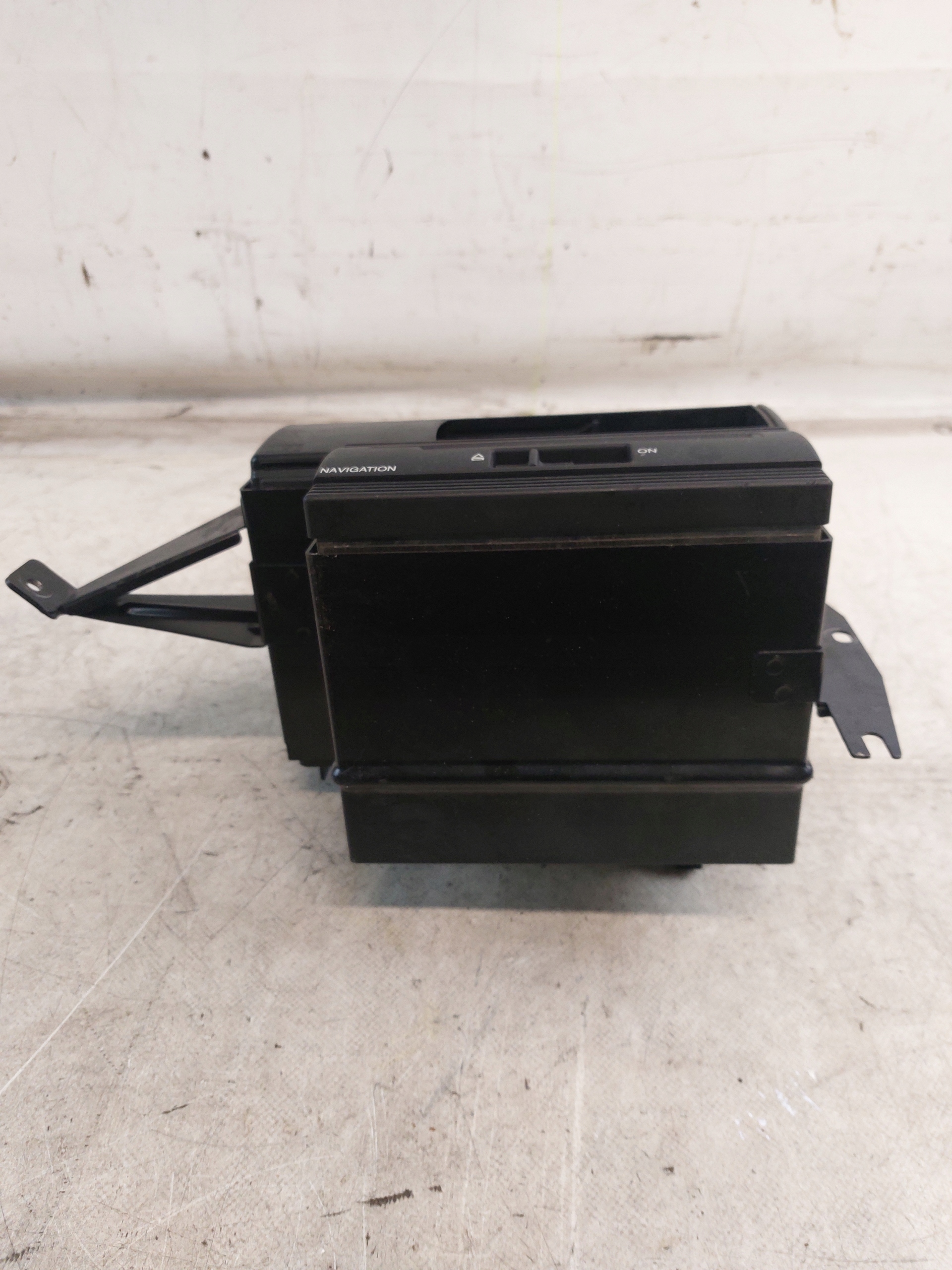 changer navigation support AUDI A6 C5 AVANT