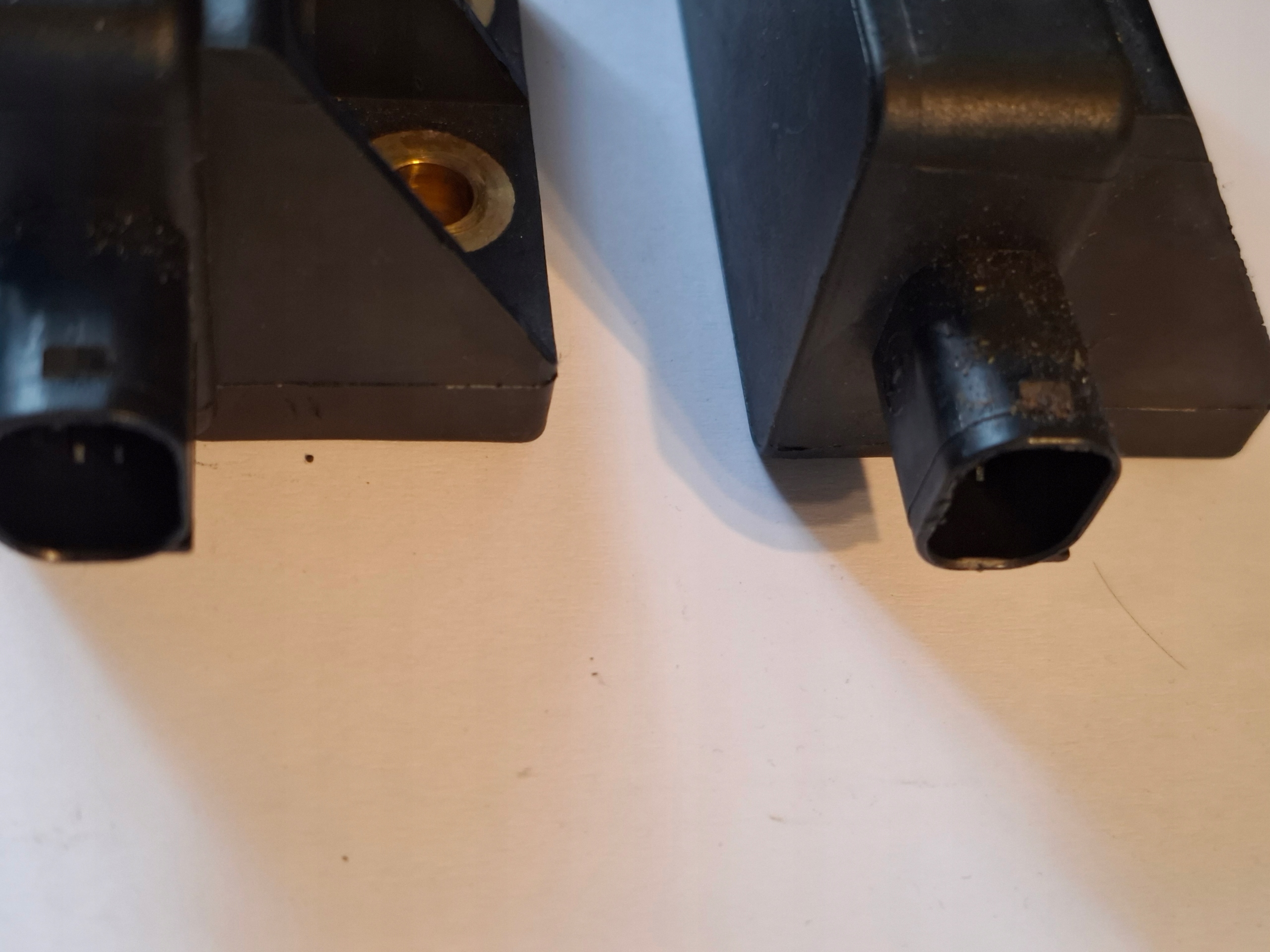 датчик esp 8200044501-B renault LAGUNA 2