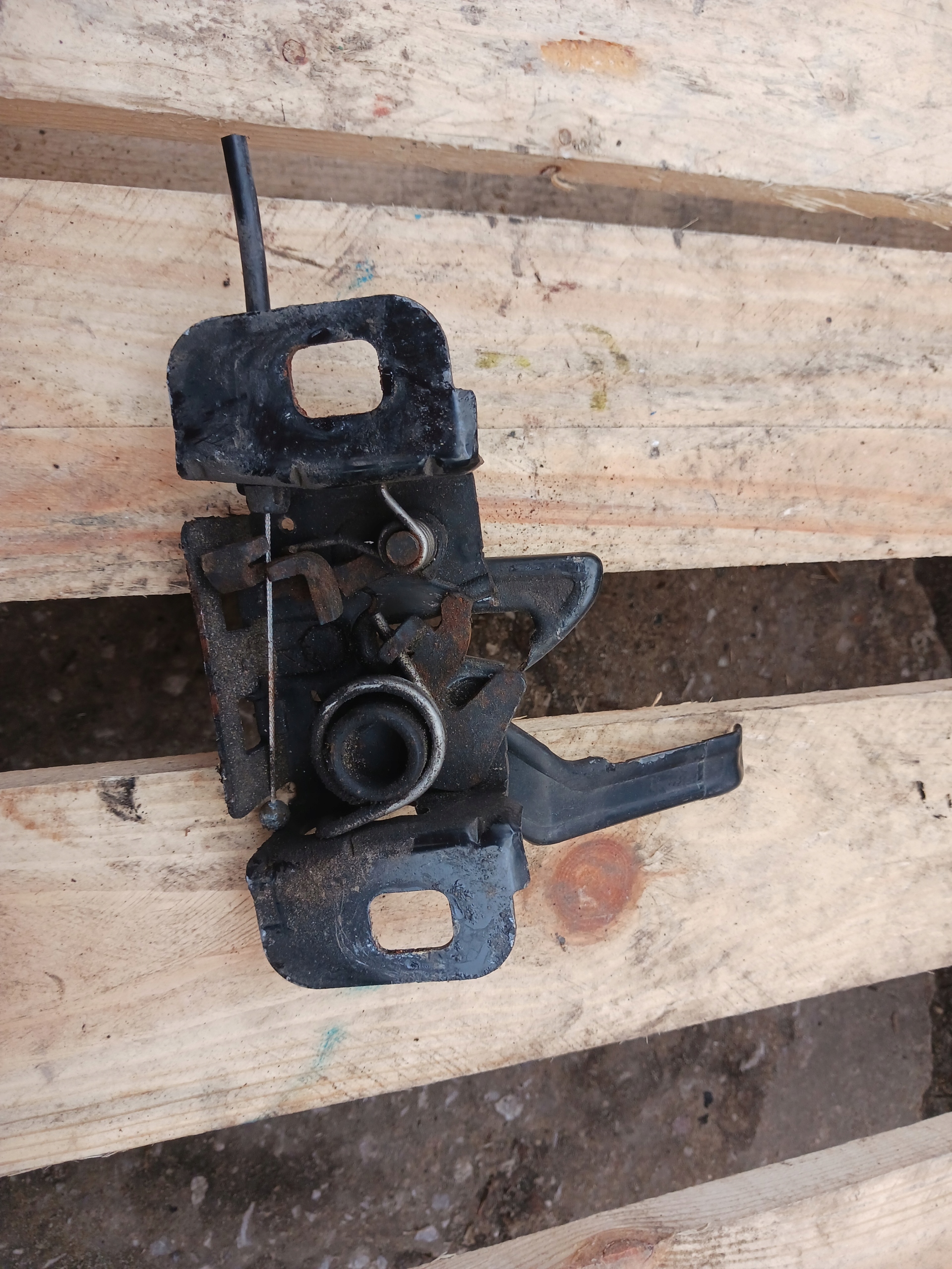 bonnet latch lock opel insignia a 13313236