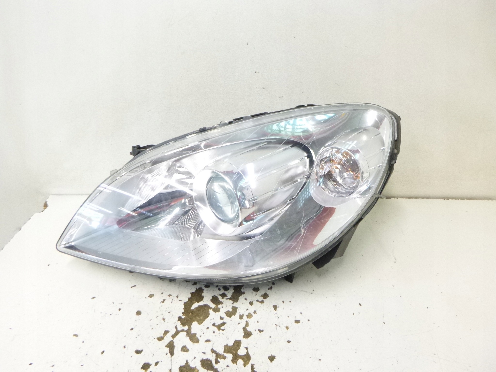 light front left MERCEDES B KLASA W245 A 1698201861 2008r.