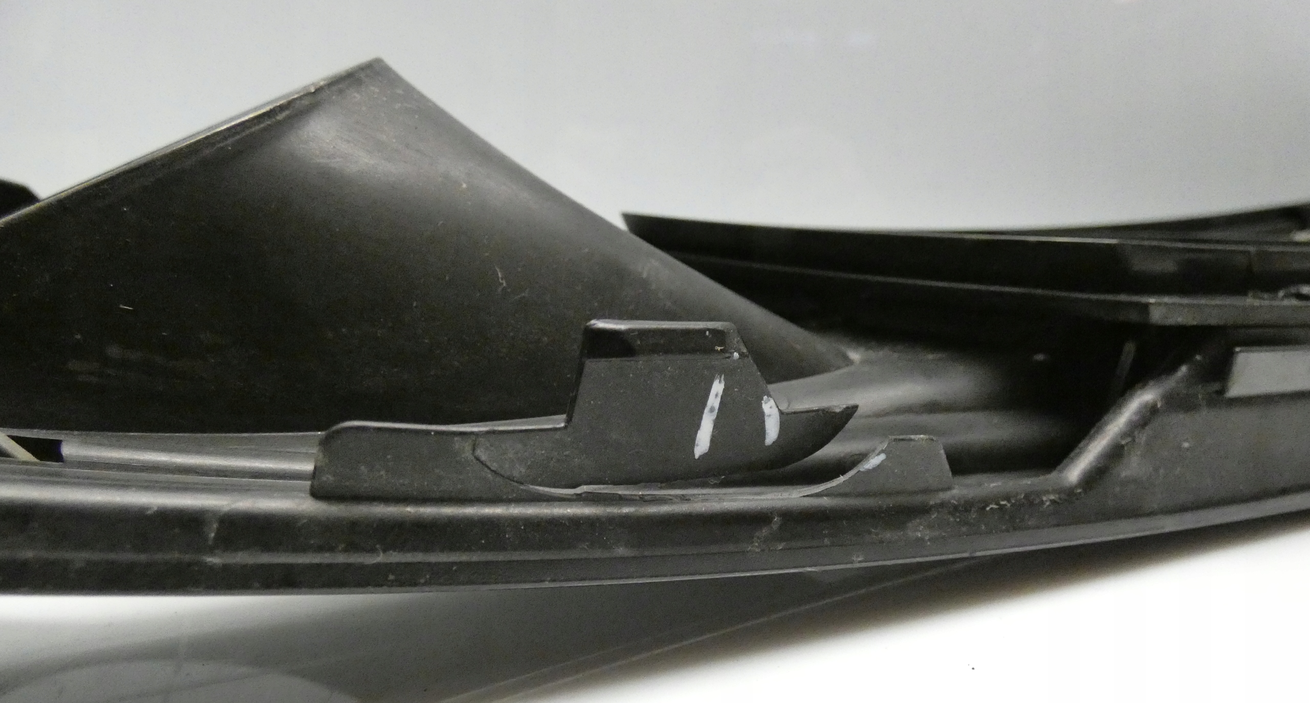 AUDI A8 D4 W12 4H0807679 2014-2018 grid of a bumper left front front