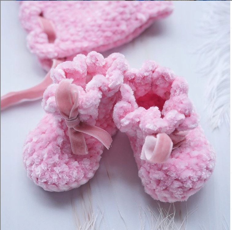 zestaw różowa czapeczka BONETKA + buciki na zimę Marka Inna marka