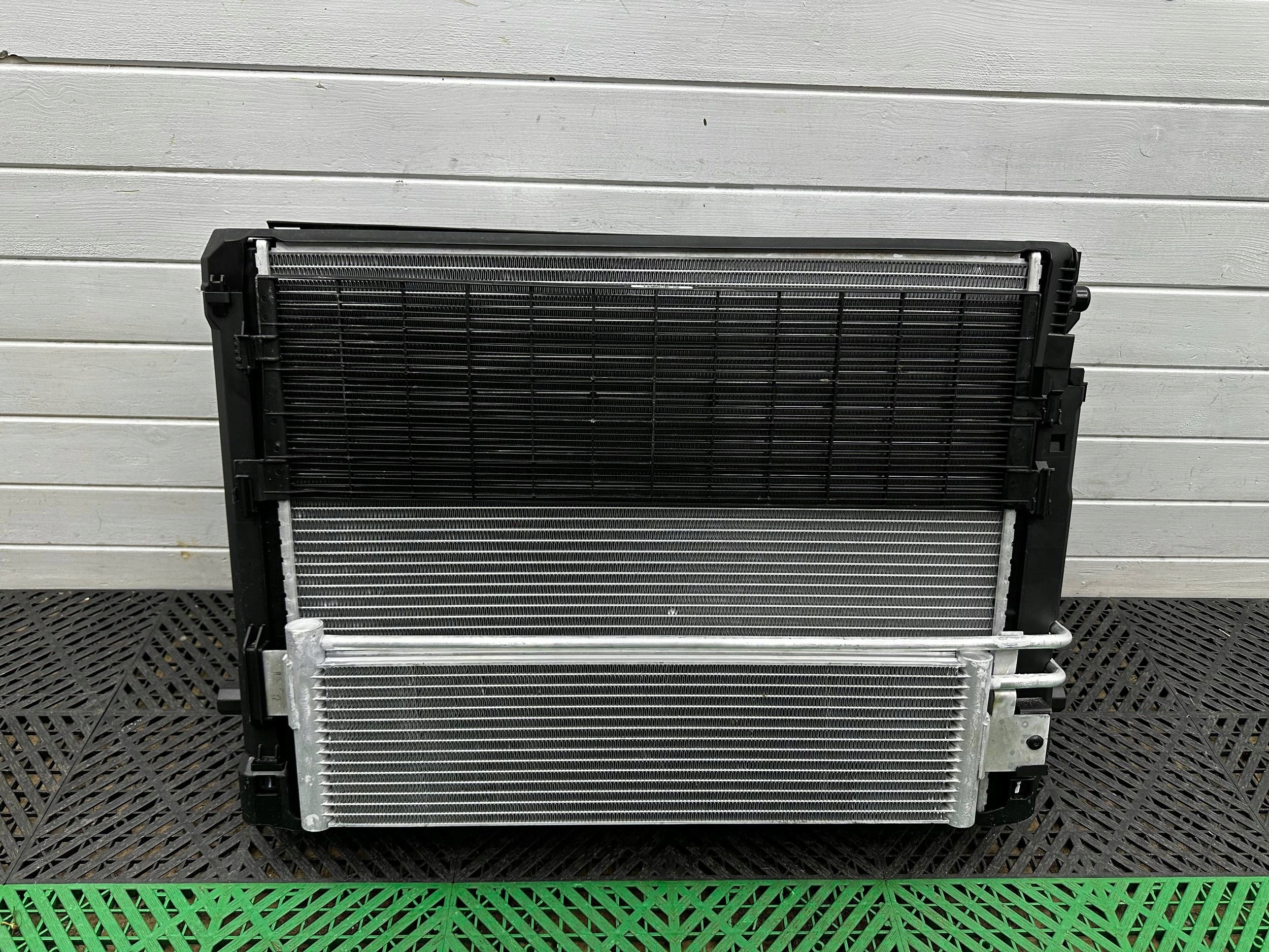 chladiče ventilátor předek BMW M4 G82 G83 8666819