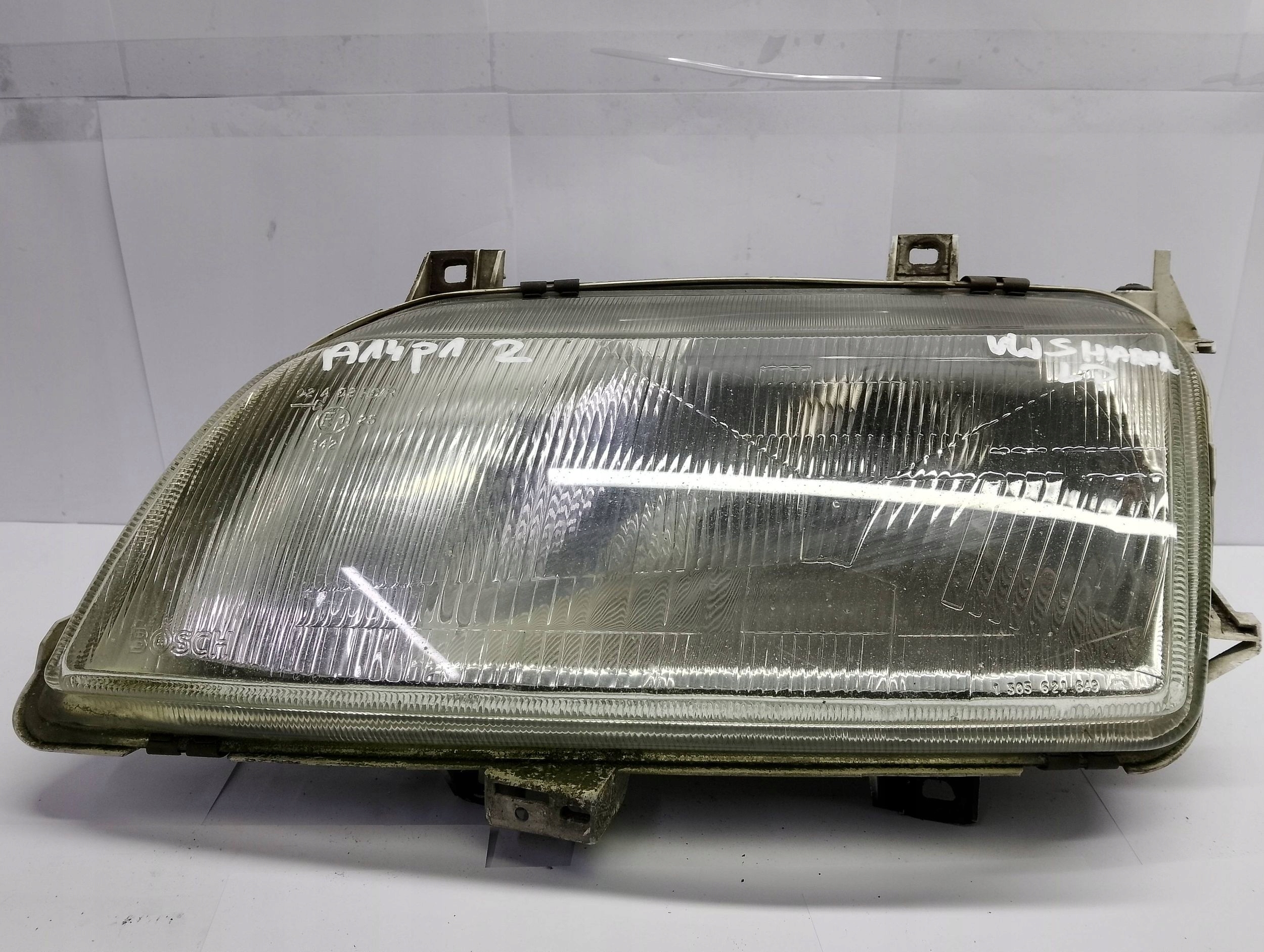 light reflektor left front Volkswagen Sharan 0301048301 7M1941015D