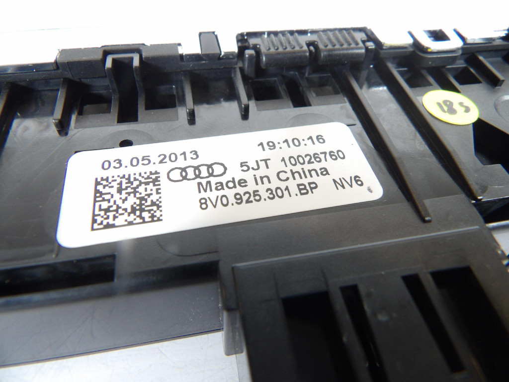 AUDI A3 8V Commandes 8V0925301BP