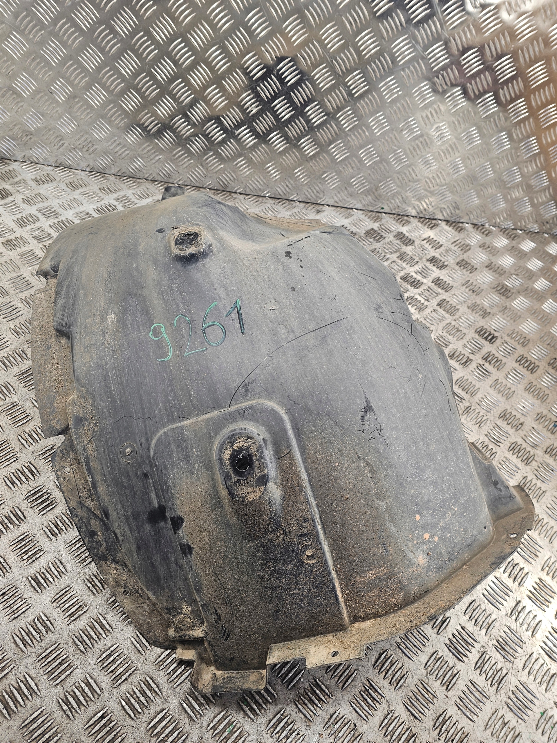 MERCEDES SPEINTER W907 W910 18-25r mudguard front left front A9076840200