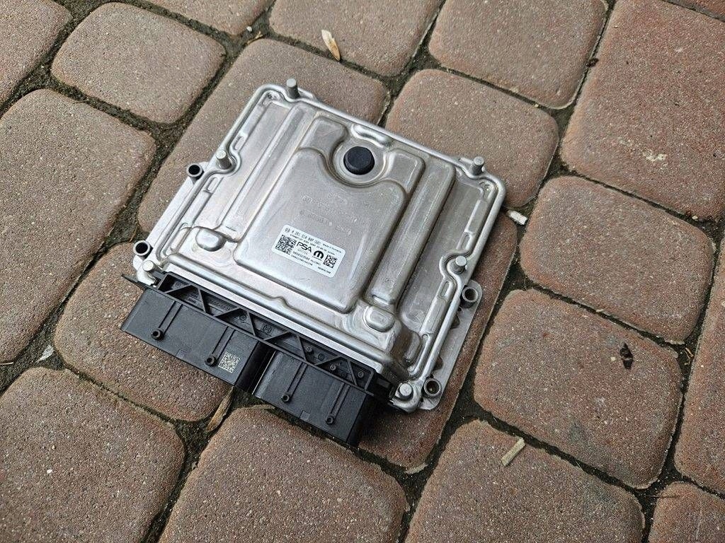 computer control unit of the engine module 1.2THP -25R Opel Mokka B 9858323580