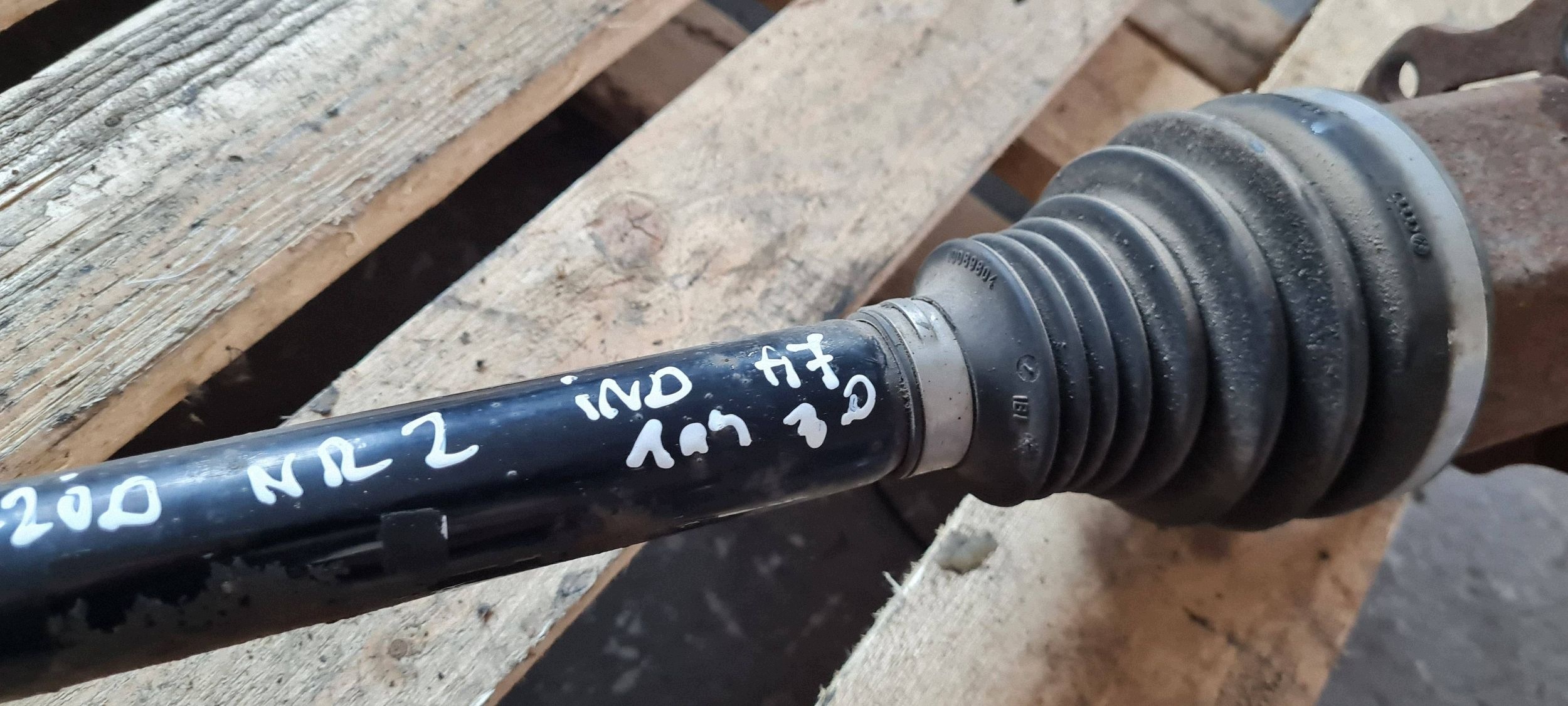 A7 4G semi-axis semi-axis left right front 3.0 TDI 4G0407271F A6 C7 4G