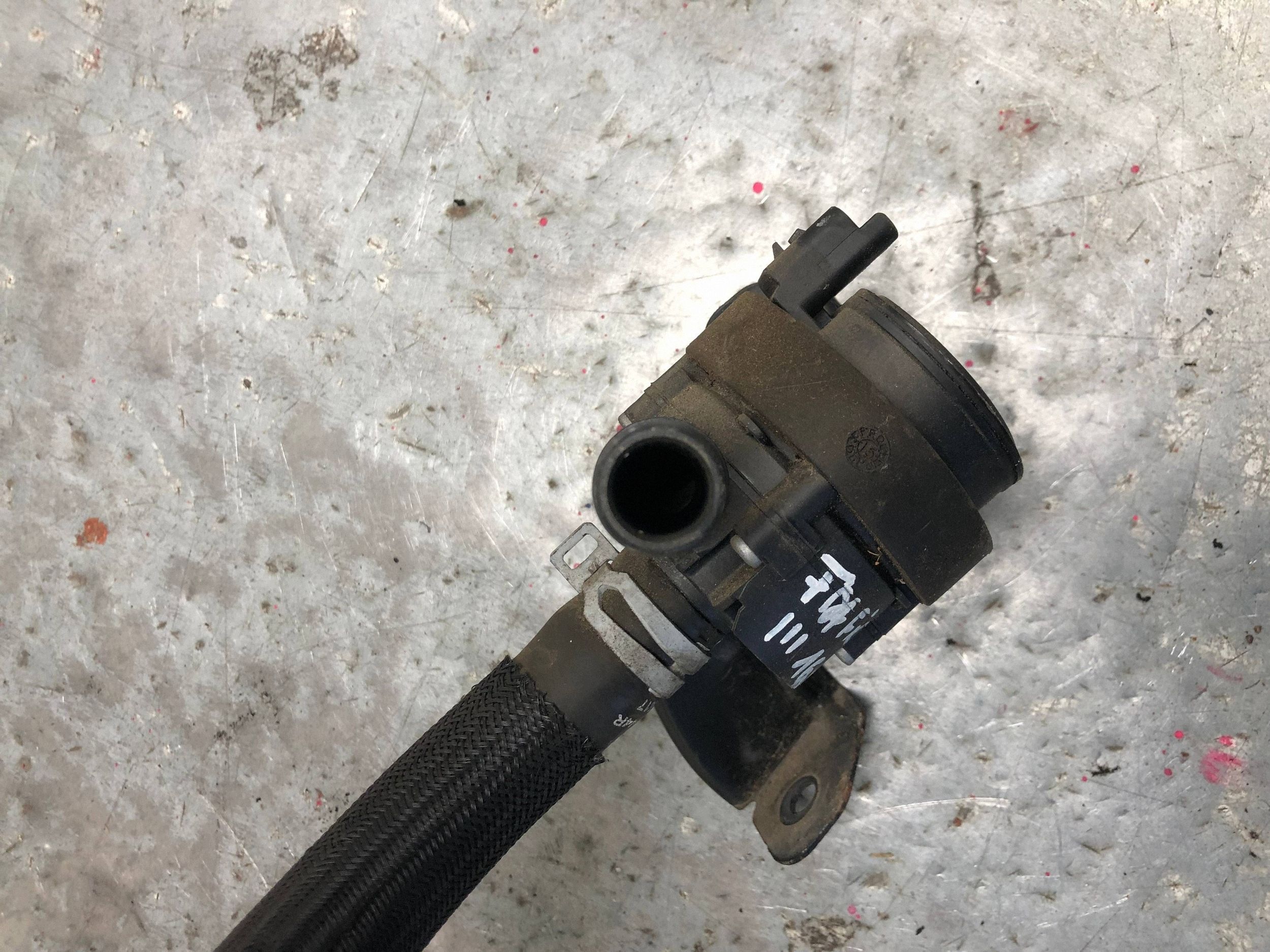 pumpa vode RENAULT TRAFIC III 925164GA0A 144C00232R