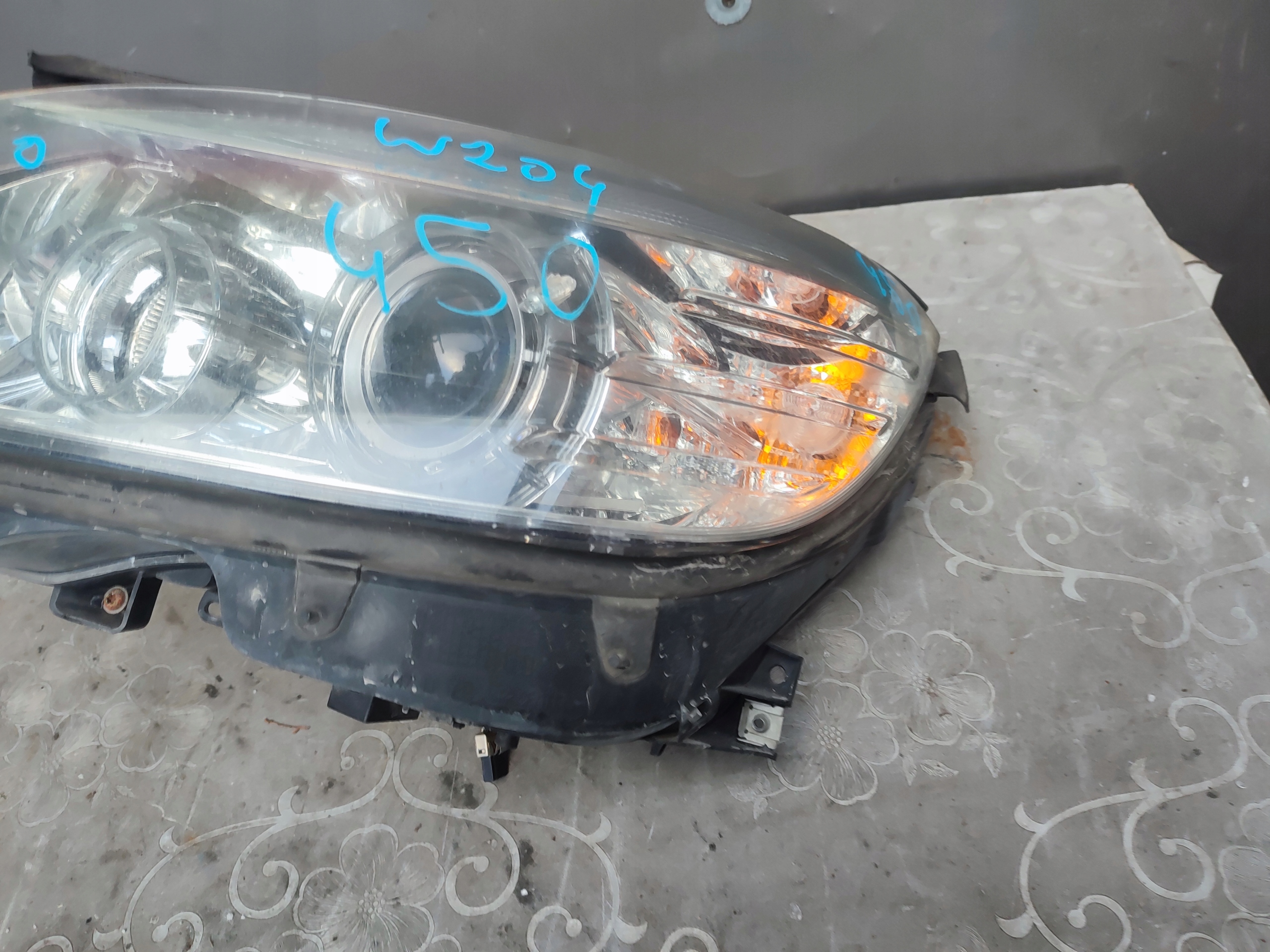 MERCEDES W204 light left front front EUROPA EUROPA A2048202961