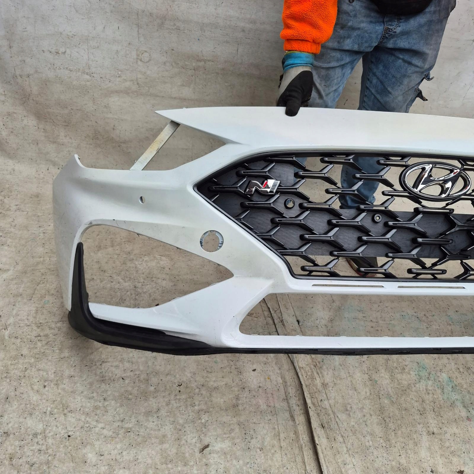 HYUNDAI I30 III N LIFT 20- bumper front front PDC 86511-G4DA0