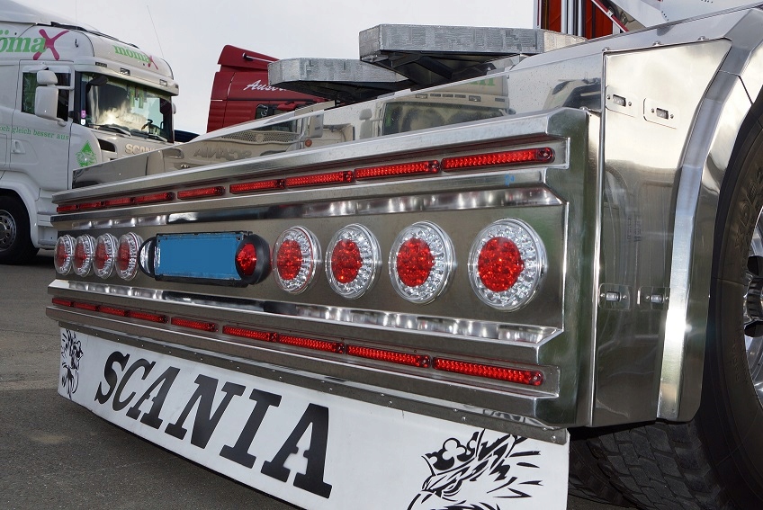 LAMPA PRZECIWMGIELNA LED 24V PROPLAST PRO CAN 25cm Car type Trucks