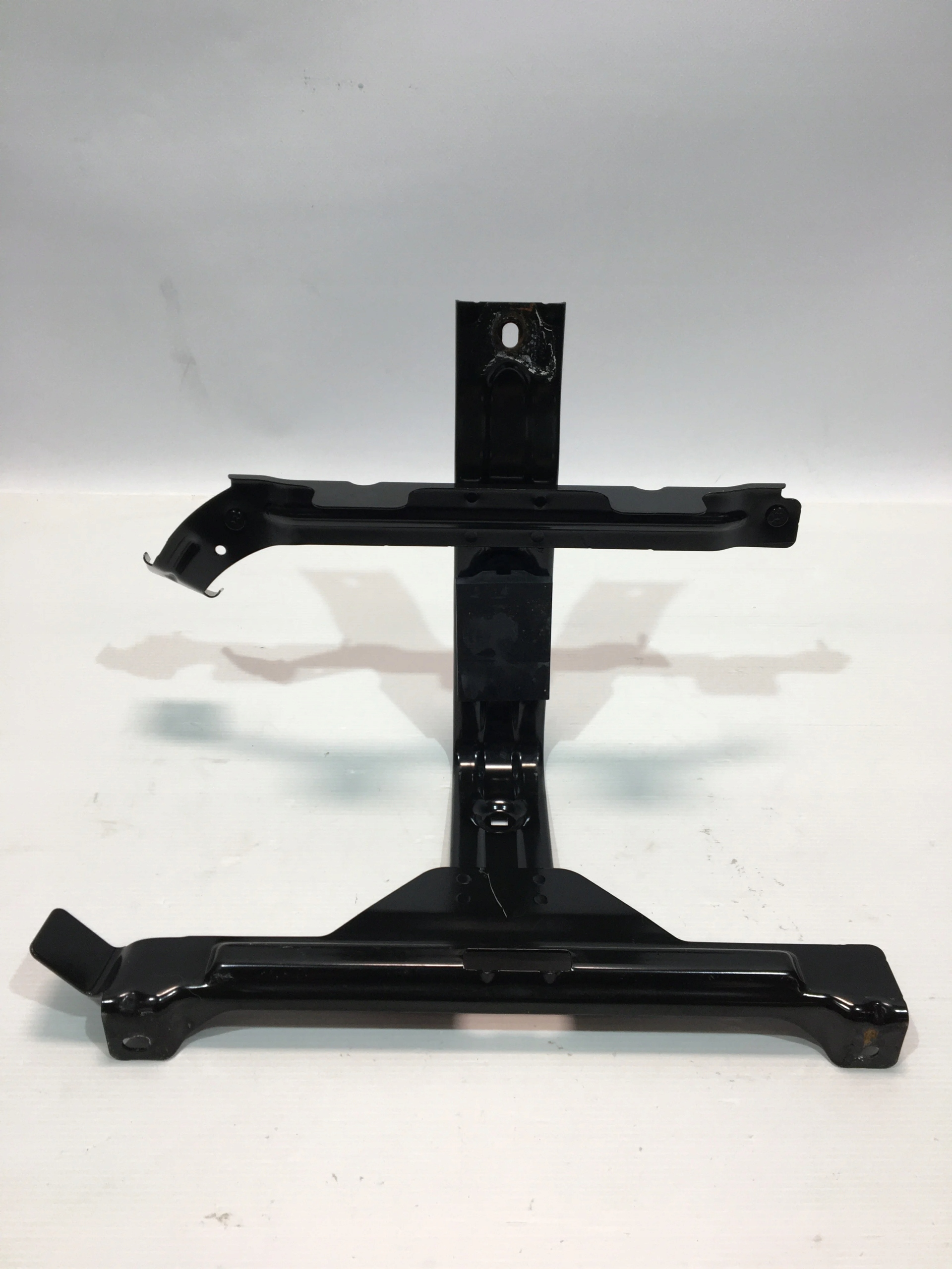 кронштейн Держатель маховика jaguar 16- X761