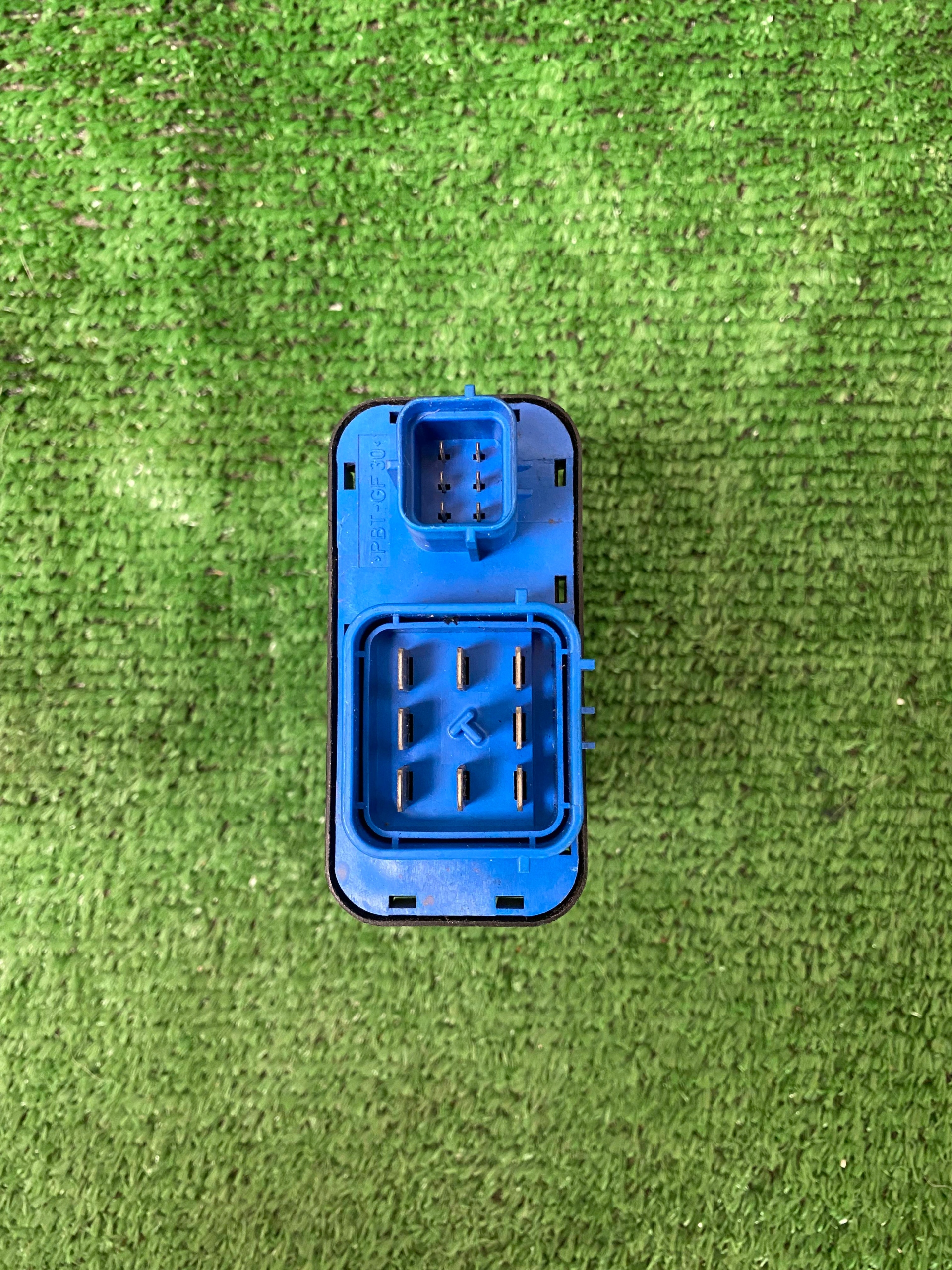 FREELANDER 1 MODUŁ STEROWNIK WENTYLATORA Producent części Land Rover OE