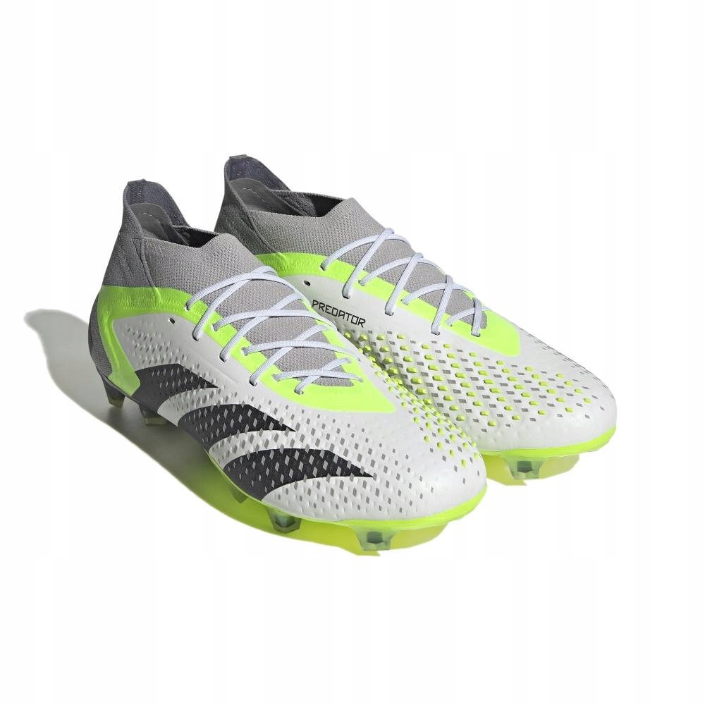 Fotbalová obuv Adidas Predator Accuracy.1 Fg GZ0035 vel. 44