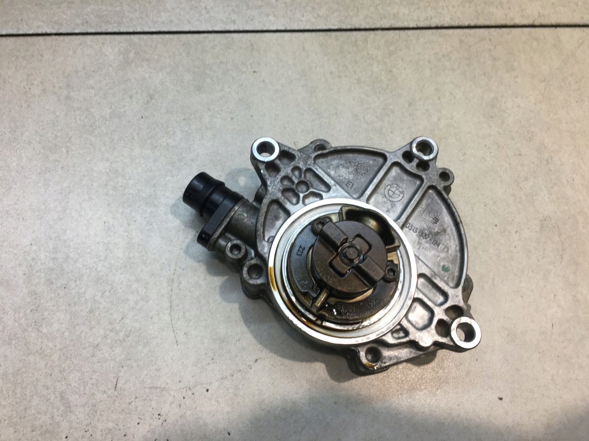Pompa VACUM BMW 3 E91 FL 318 e 0313337124