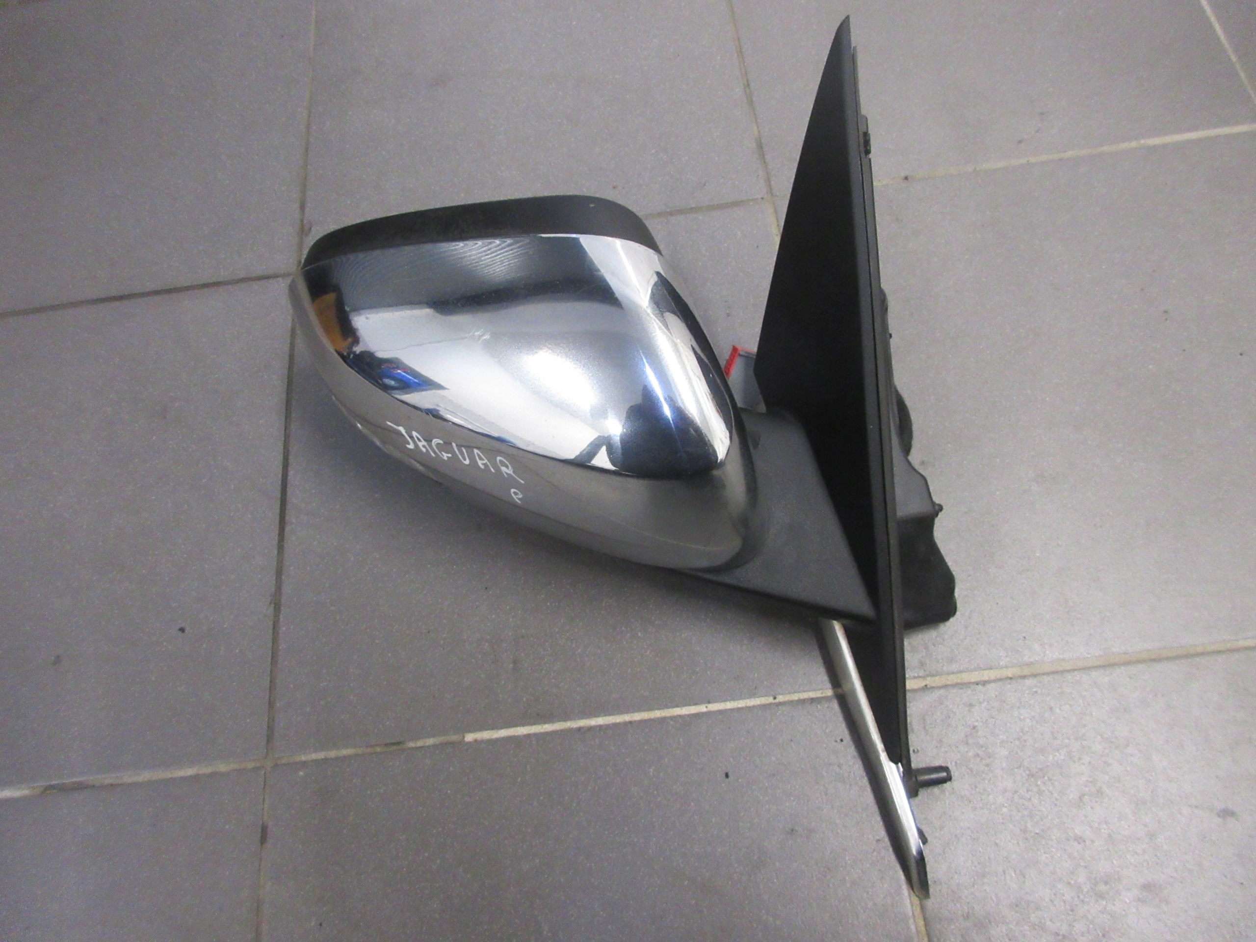 LUSTERKO PRAWE CHROM JAGUAR XF X250 14 PIN