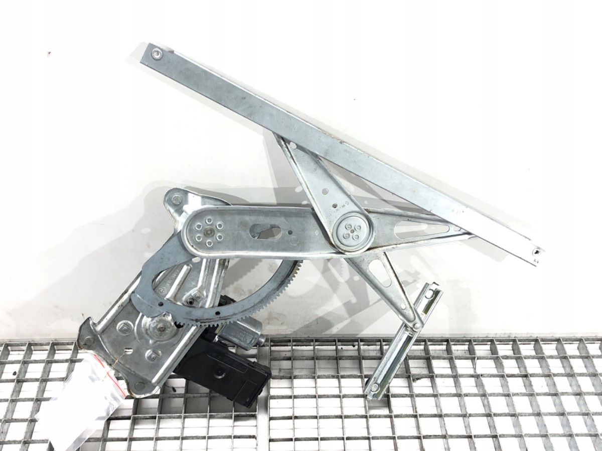 PODNOŚNIK SZYBY LEWY PRZÓD RENAULT MEGANE III 807315510R Kombi