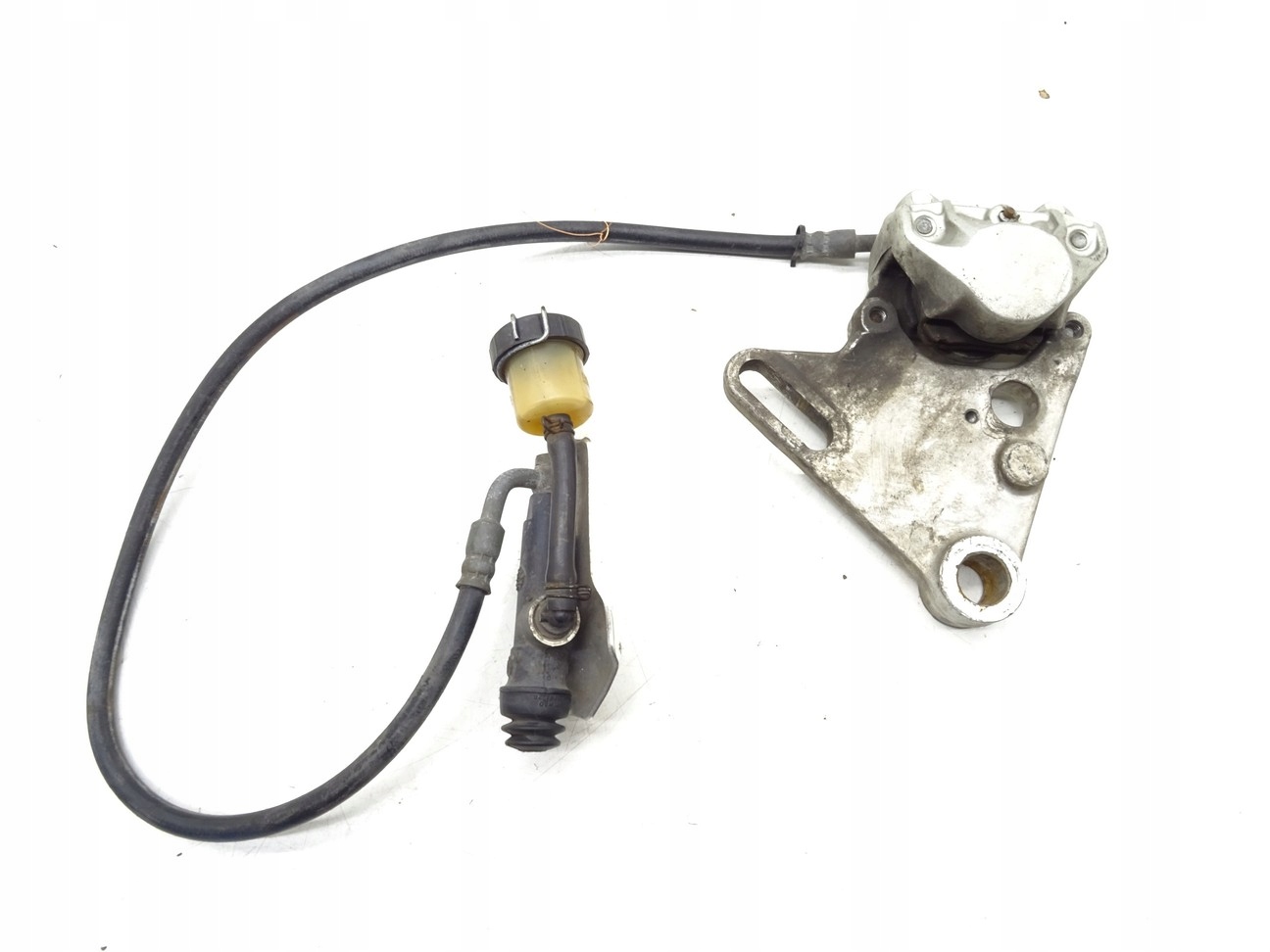 XE800092 - ТОРМОЗНОЙ ЦИЛИНДР СУППОРТ ЗАДНИЙ APRILIA ETV1000