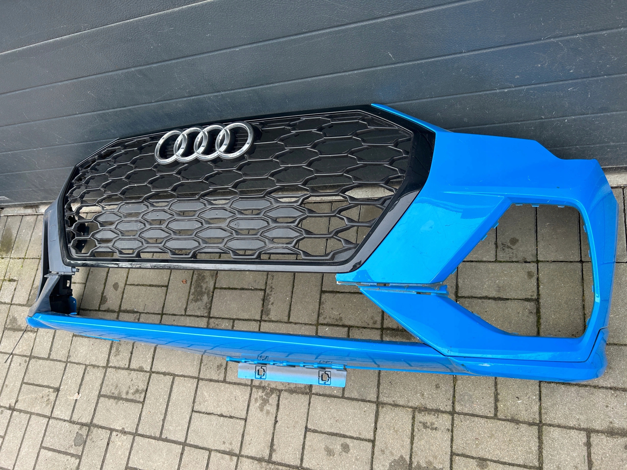 Audi Q3 S-Line nárazník předek 83A 19-23 83A807436D