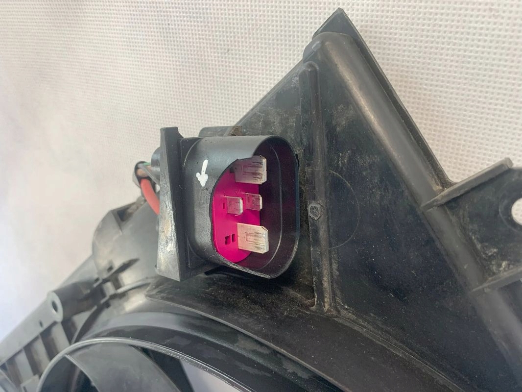 Volkswagen Skoda Seat obal ventilátor 880895N