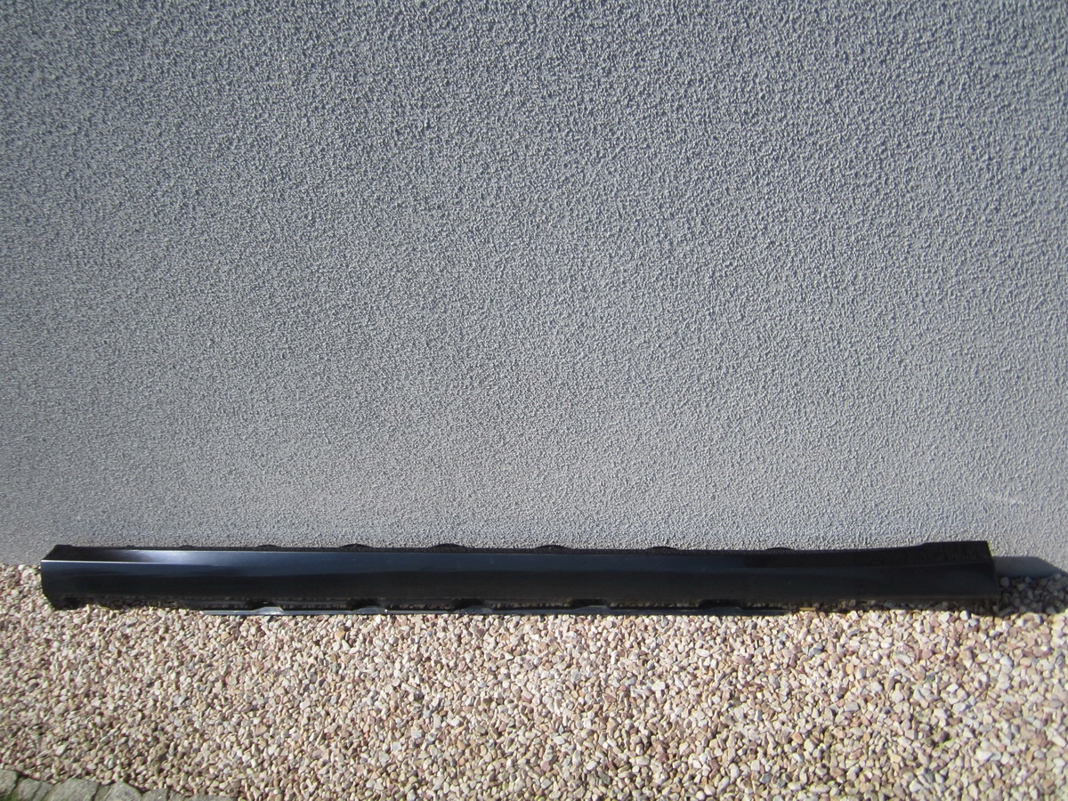 cap threshold of the threshold right Mercedes W251 R-class Long 112