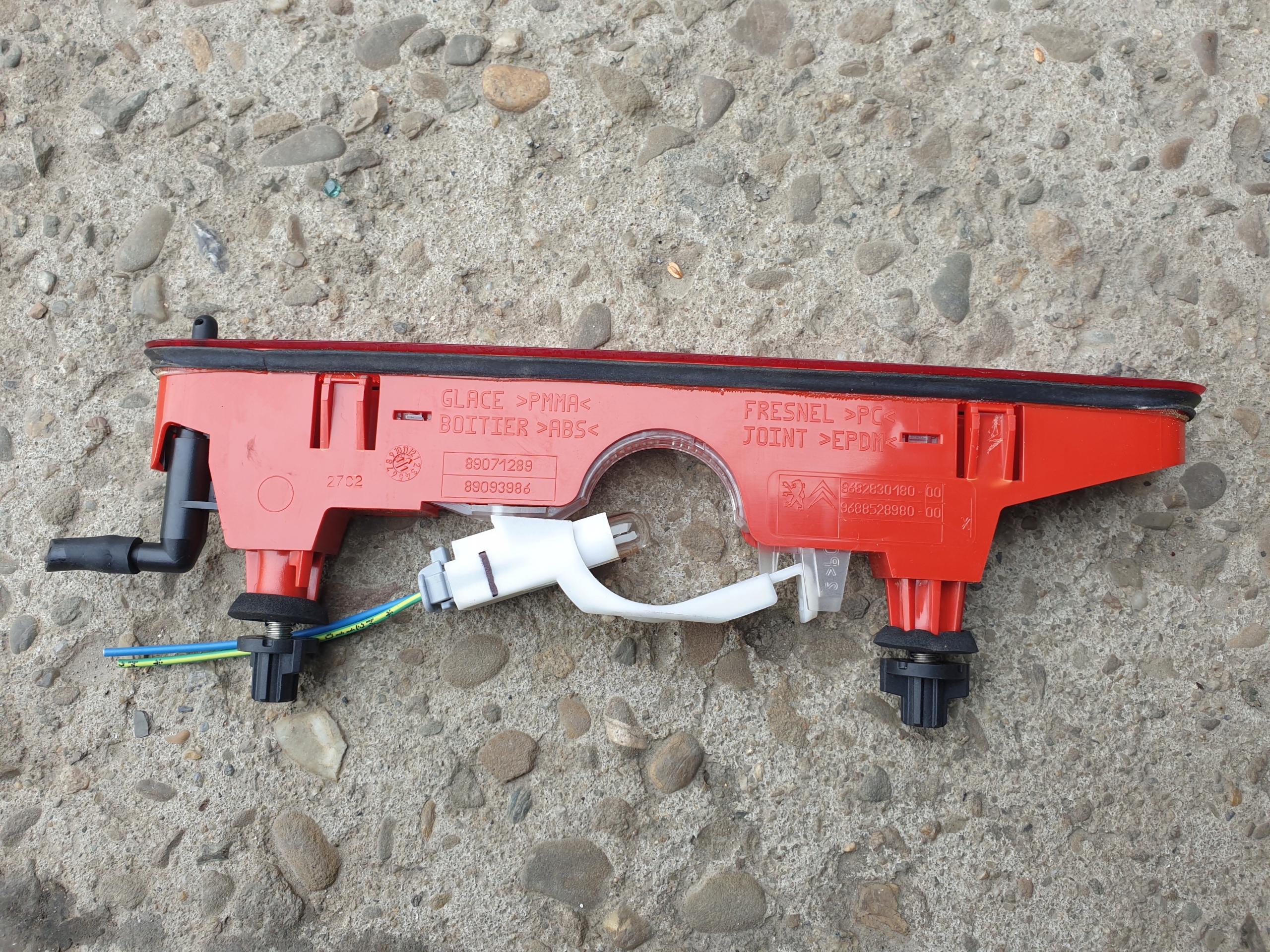 light rear STOP CITROEN BERLINGO II PARTNER 2009- 9688528980