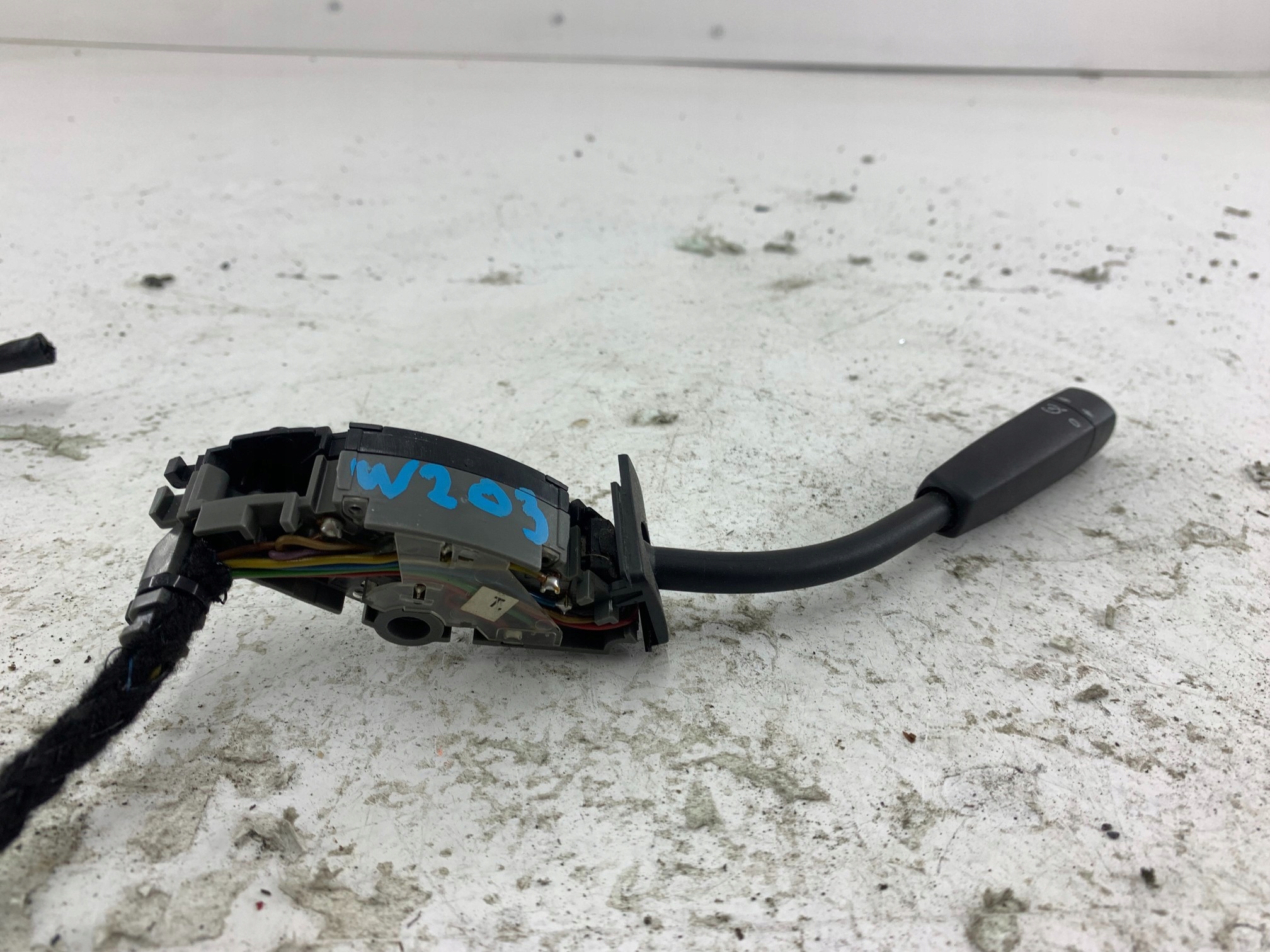 switch TEMPOMATU MERCEDES W203 2035451124