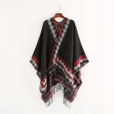 PONCZO NARZUTKA Z FRĘDZLAMI ETNO BOHO AZTEC