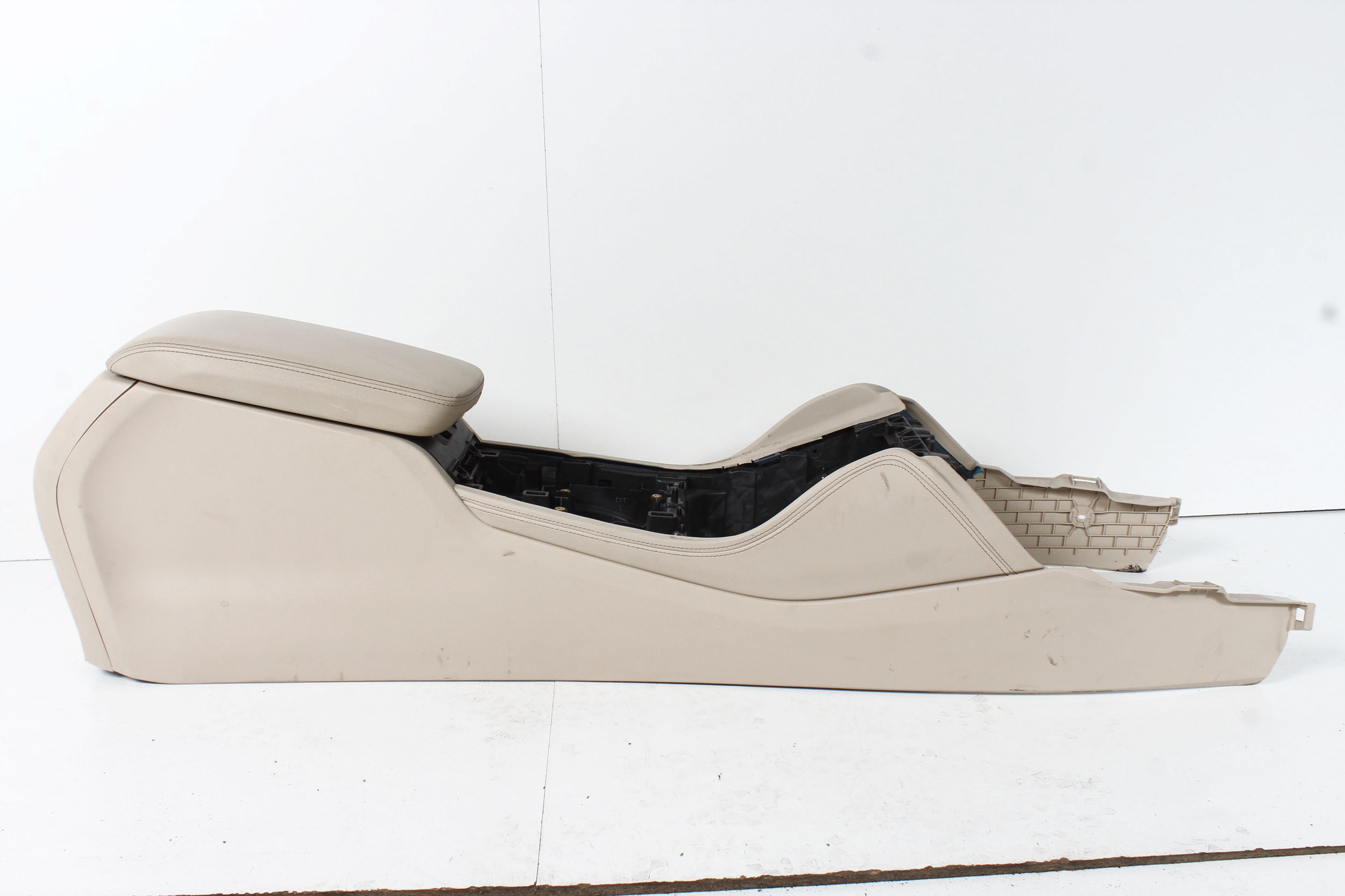 BMW G02 X4 центральный подлокотник тоннель Европа