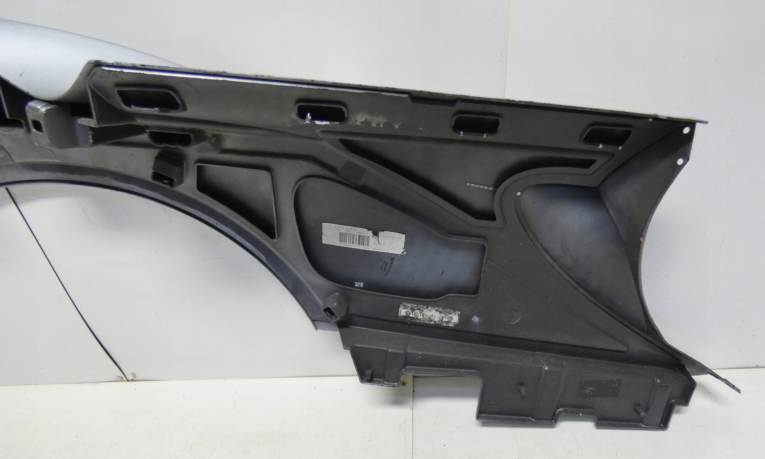 BMW I8 2014-2020 7371577 sárvédö bal far hátsó
