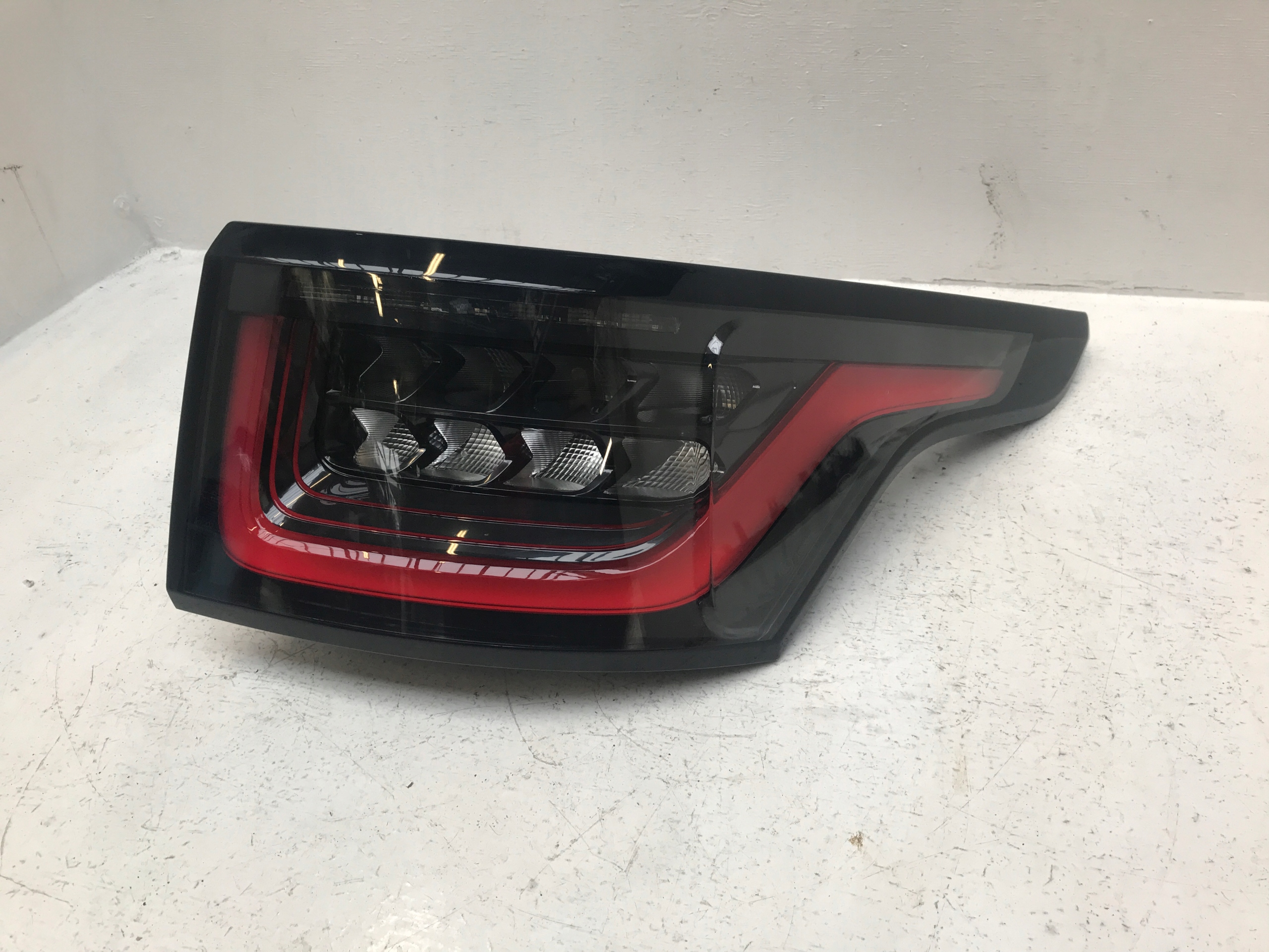 RANGE ROVER SPORT L494 LIFT LAMPA TYLNA TYŁ PRAWA