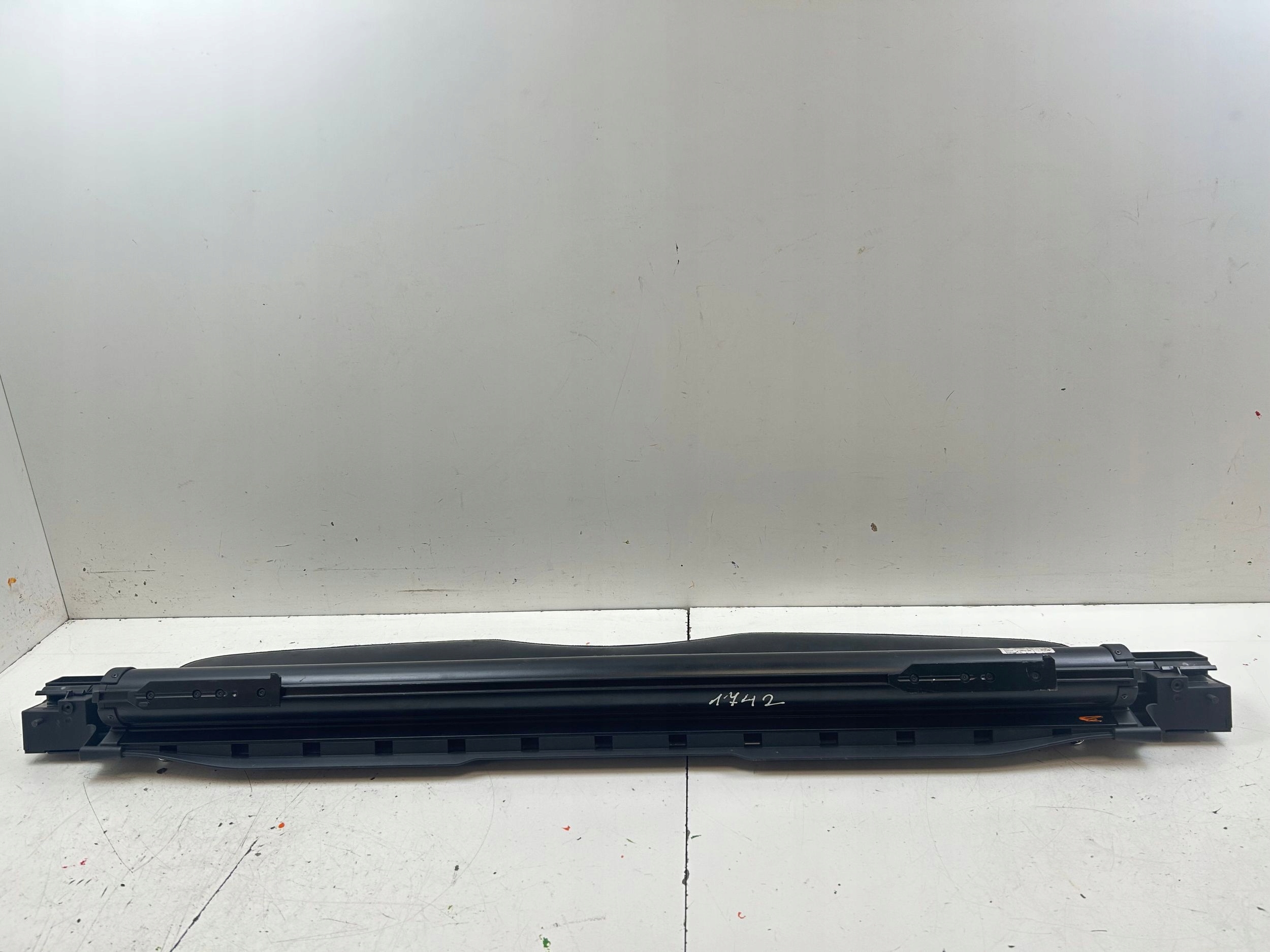 2008 BMW 5 E60 E61 ролета багажника 9119091