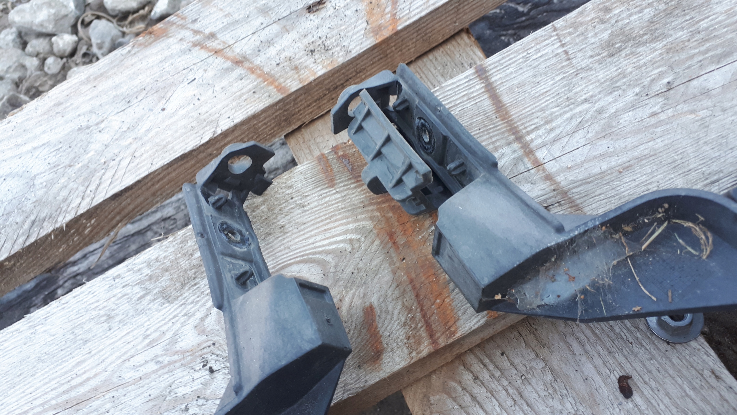S4 B8 LIFT A4 bumper bracket right left rear part sedan